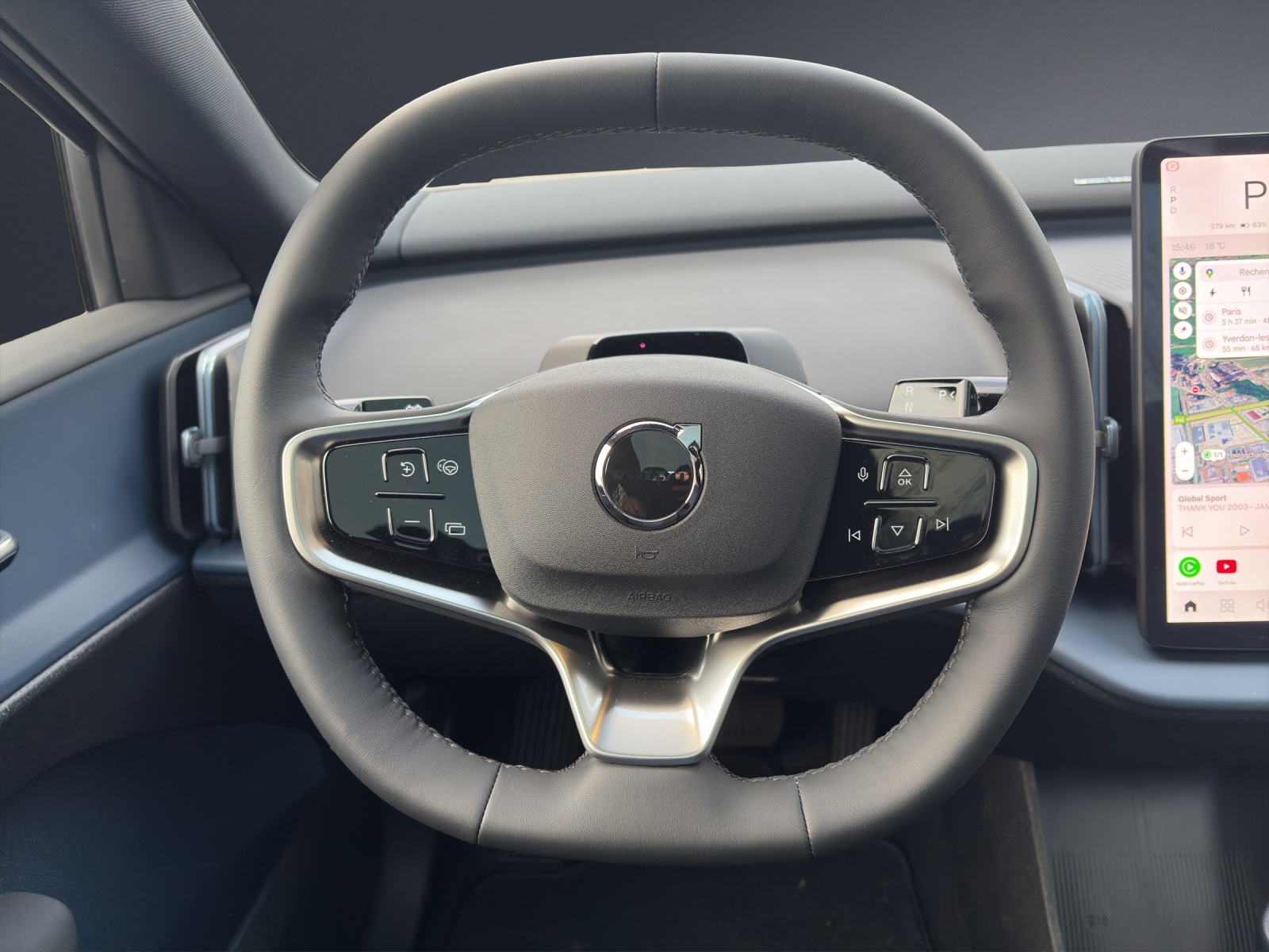 VOLVO EX30 Cross Country E60 69kWh Twin Performance AWD-image-12