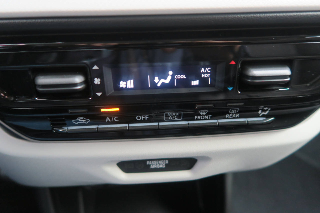 SUZUKI Swift 1.2 Compact+ Hybrid CVT-image-12