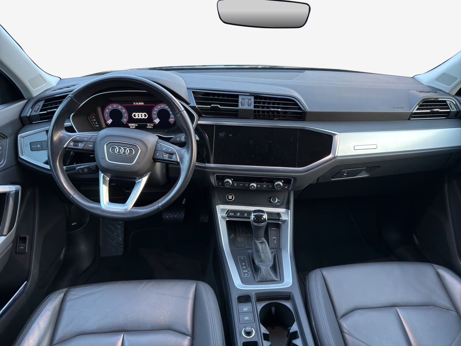AUDI Q3 Sportback 45 TFSI quattro S-tronic-image-8