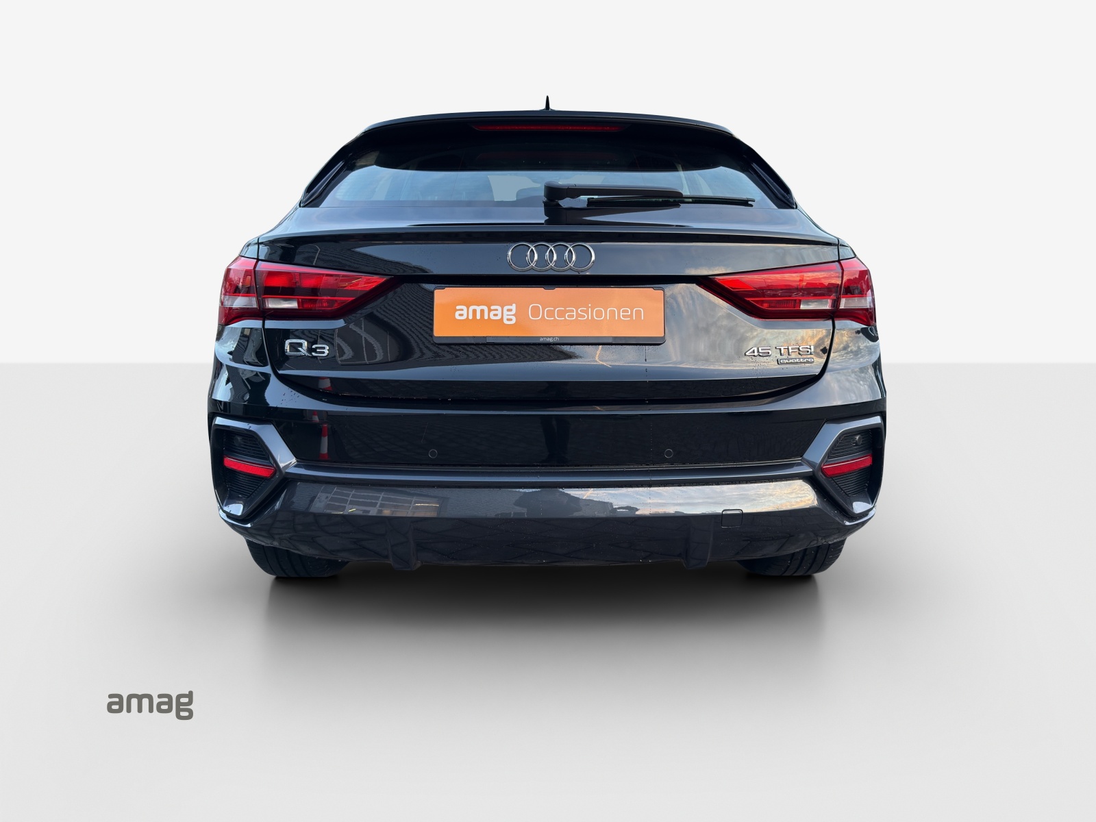 AUDI Q3 Sportback 45 TFSI quattro S-tronic-image-3