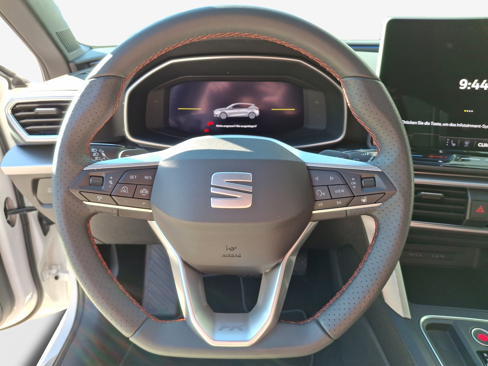 SEAT Leon ST 1.5 eTSI mHEV DSG Move FR-image-9