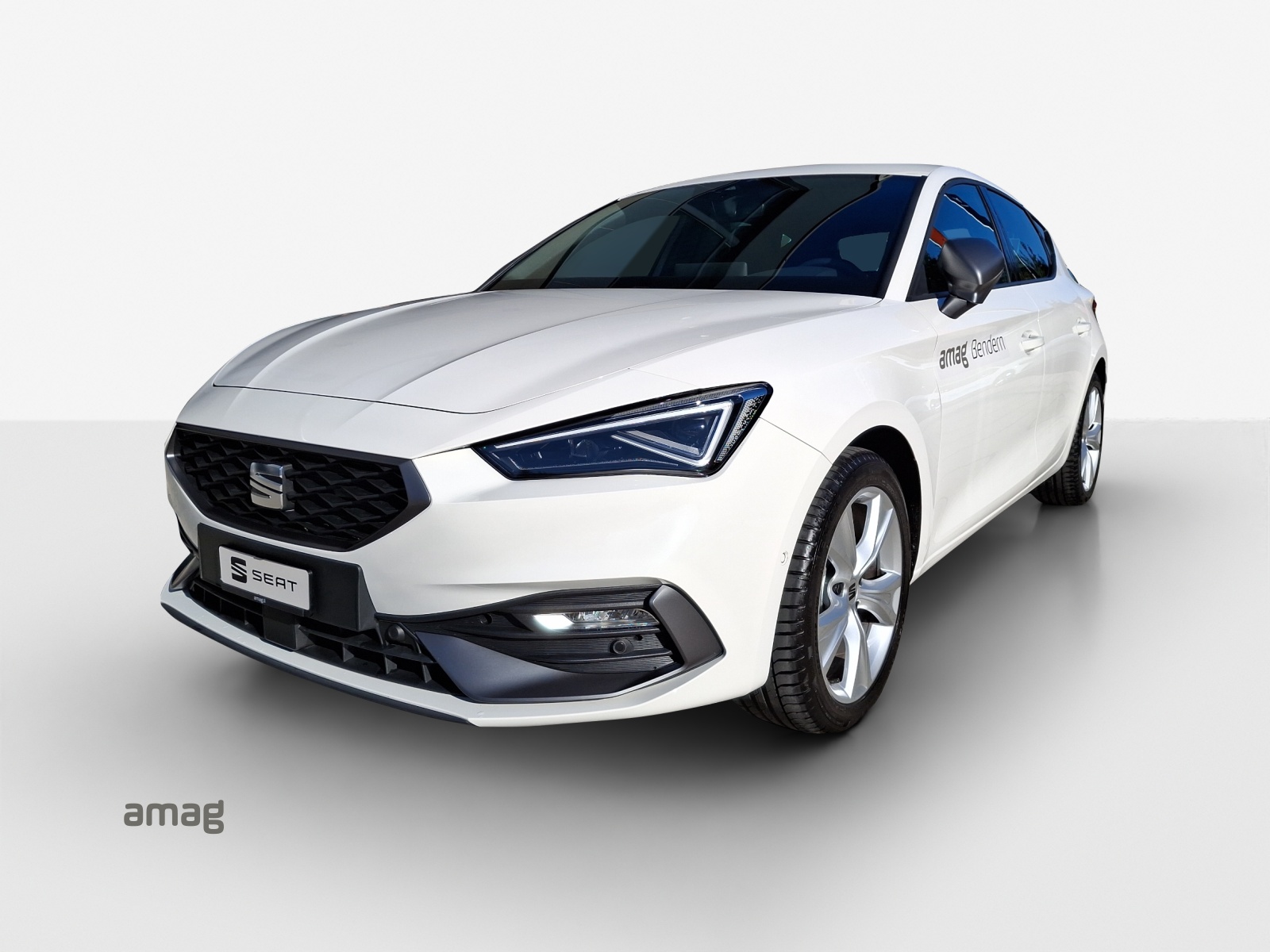 SEAT Leon ST 1.5 eTSI mHEV DSG Move FR-image-0