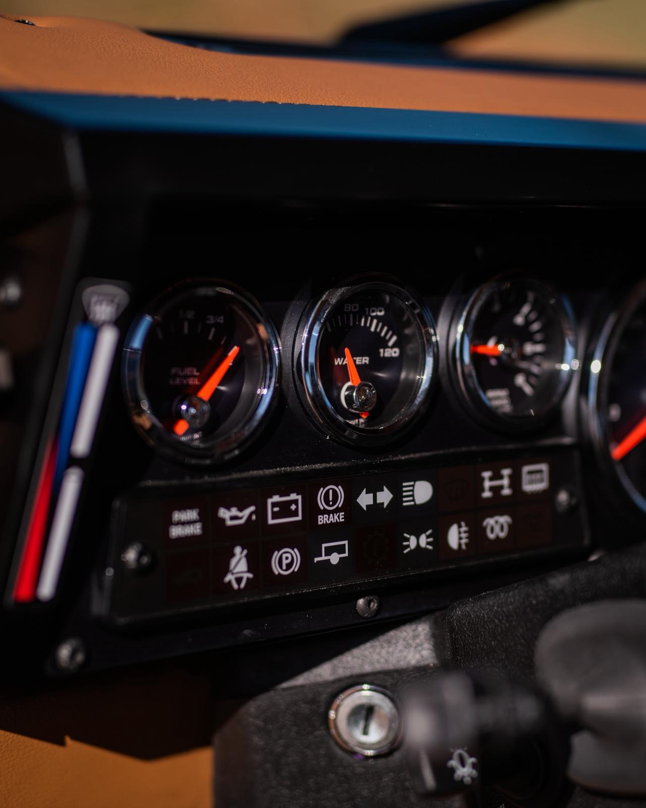 LAND ROVER Defender 90 SW 2.5 Td5-image-14