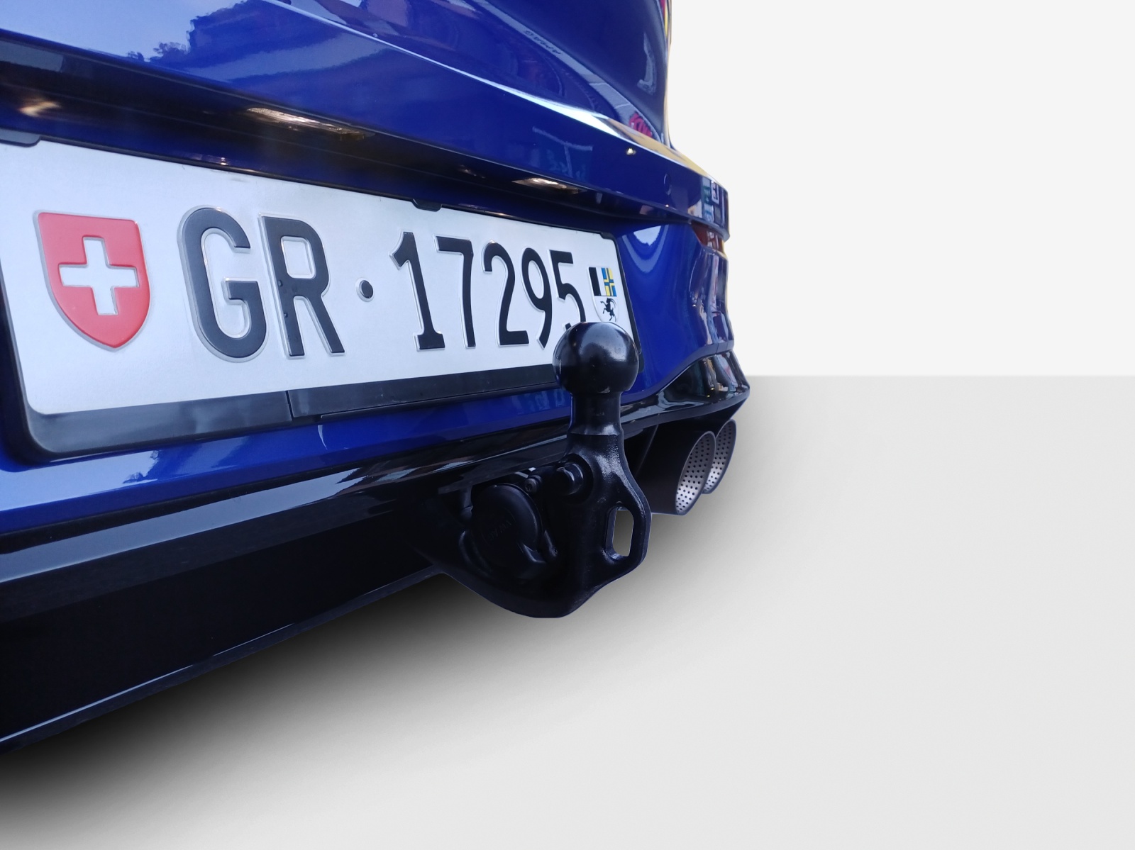 VW Golf 2.0 TSI R DSG 4 Motion-image-12