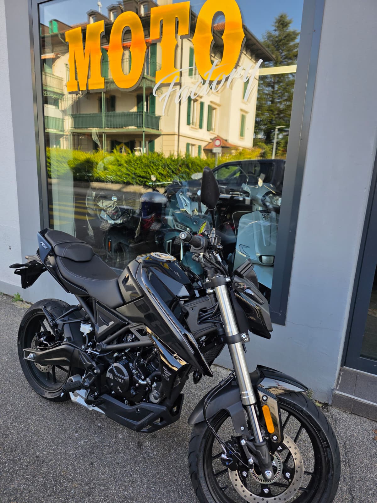 VOGE 125R Niked