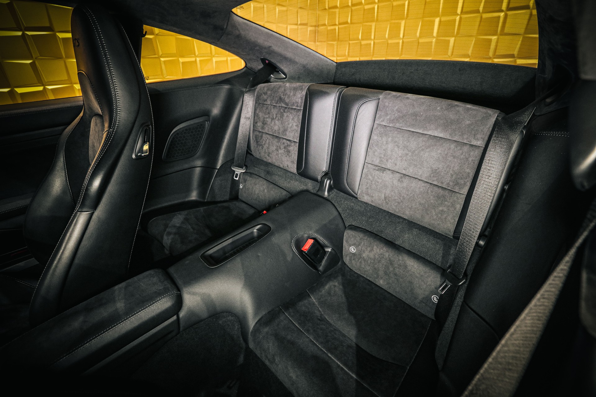 PORSCHE 911 991 Carrera GTS PDK-image-13