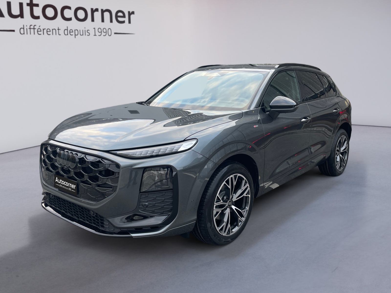 AUDI Q3 SUV 110 kW TFSI S tronic-image-5
