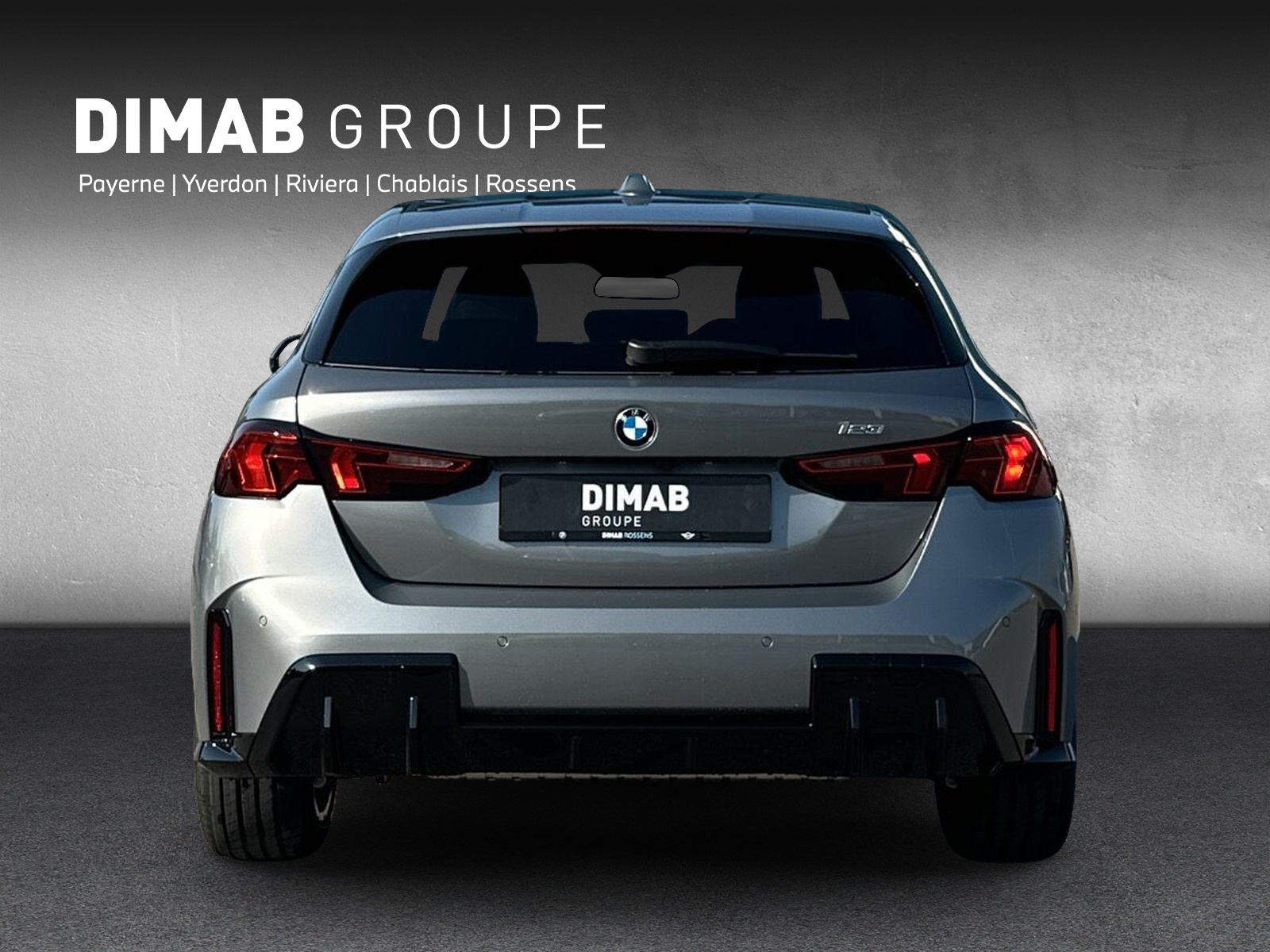 BMW 123 xDrive M Sport Steptronic **Action de leasing à 0.9%**-showroom-element-3