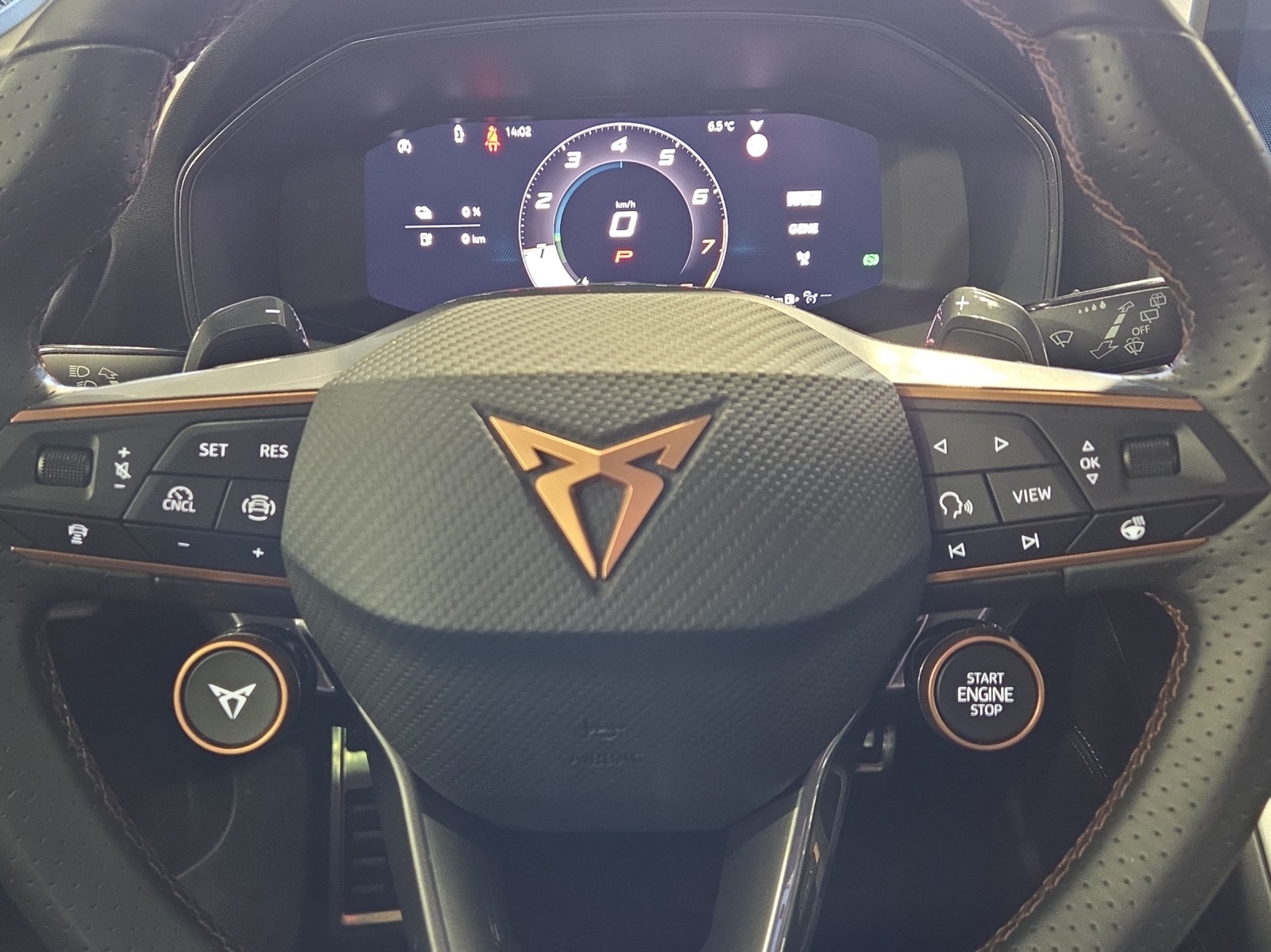 CUPRA Formentor 1.5 e-HYBRID pHEV VZ DSG-image-15