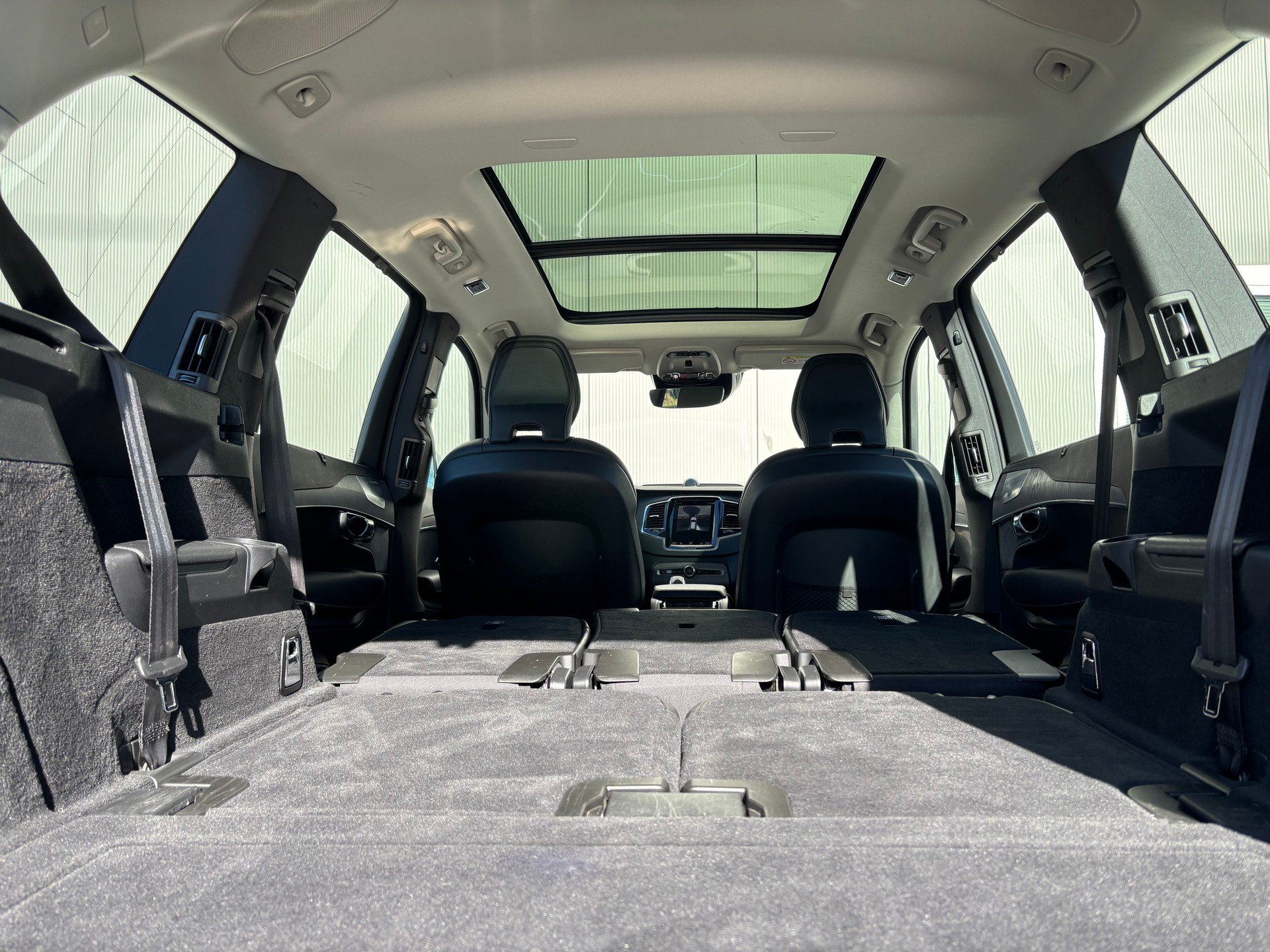 VOLVO XC90 B6 Benzin Mild Hybrid AWD Inscription Geartronic-image-8