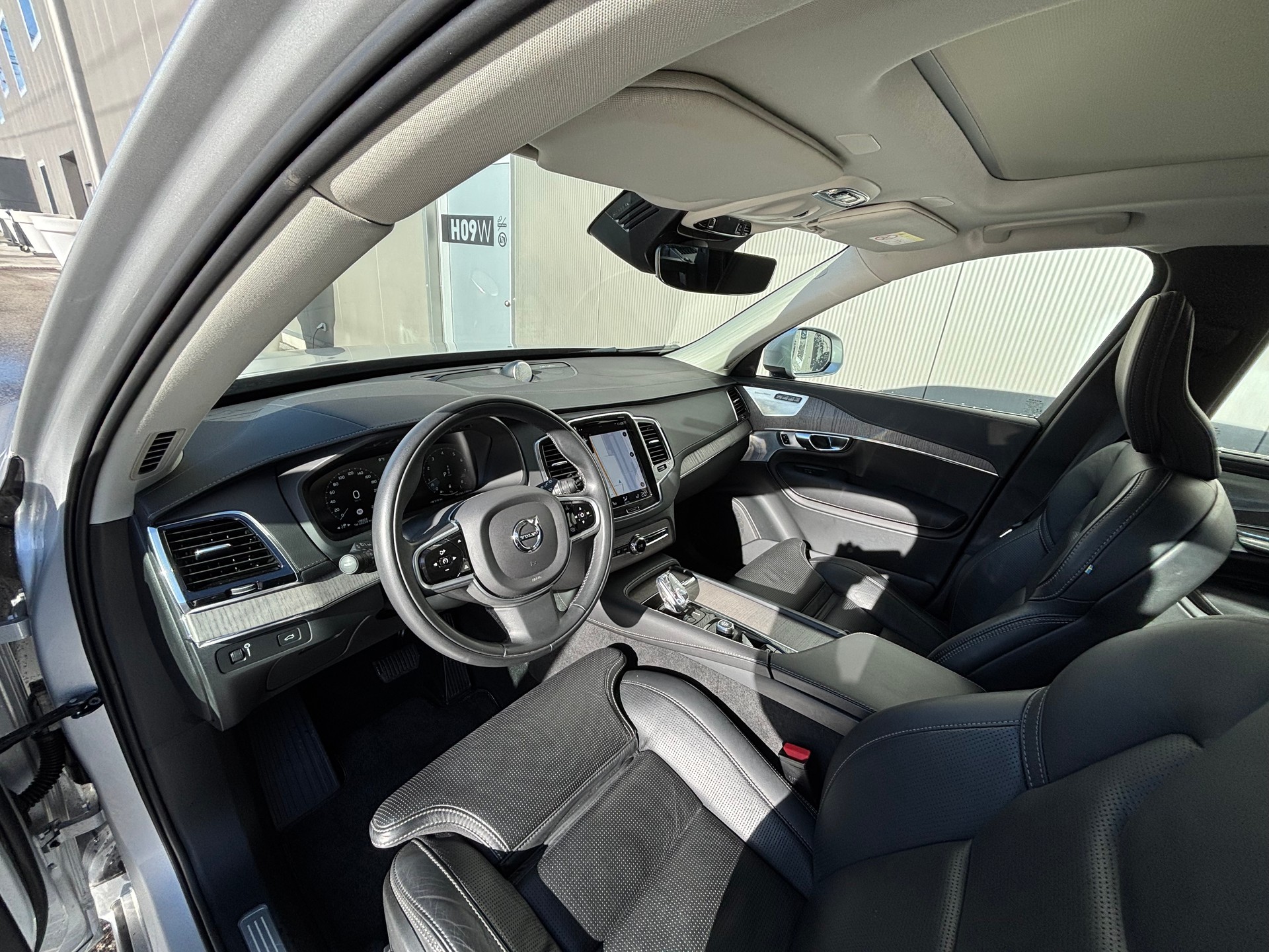 VOLVO XC90 B6 Benzin Mild Hybrid AWD Inscription Geartronic-image-7
