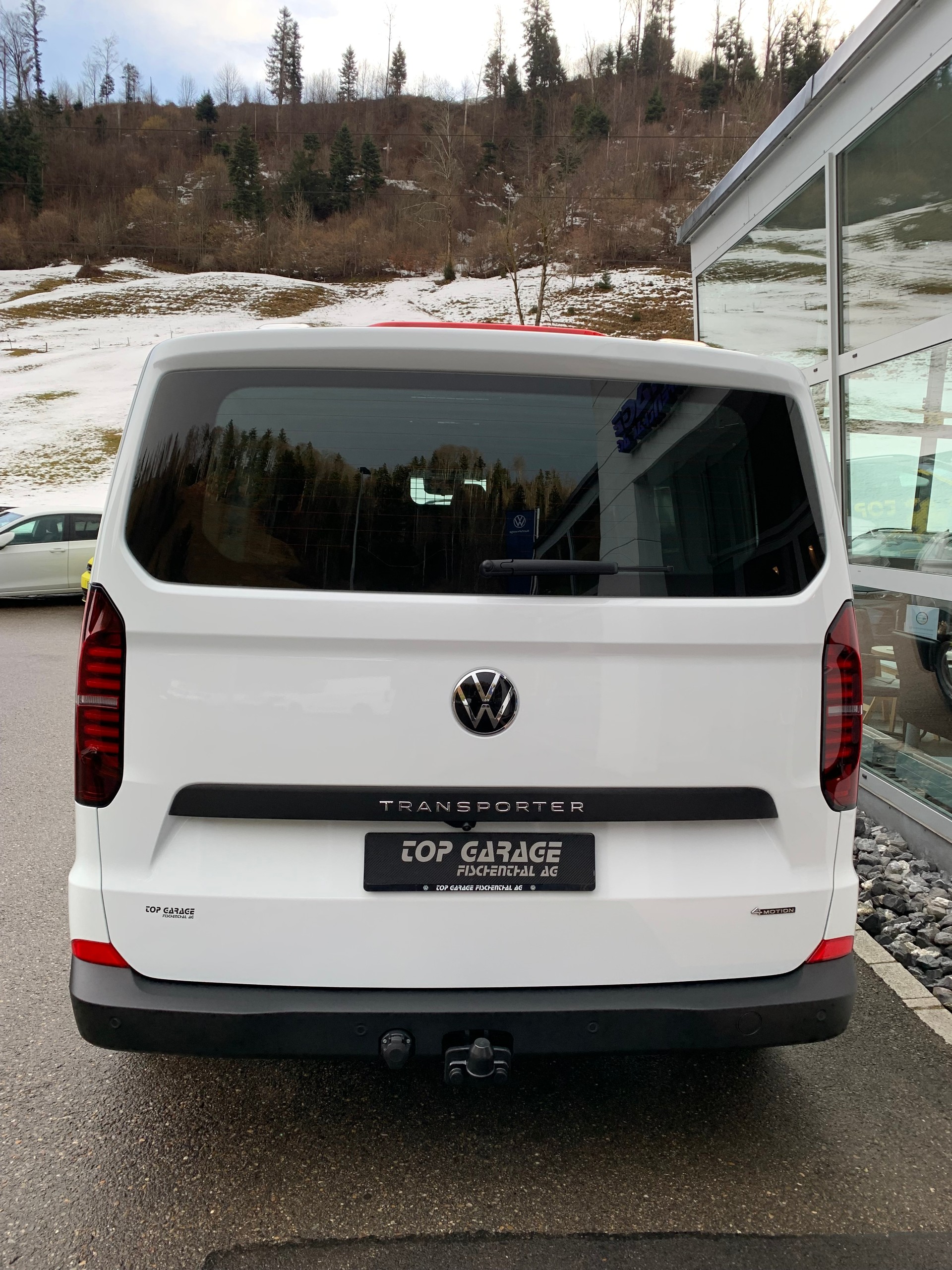 VW Transporter 2.0 TDI Lang Automat-image-5