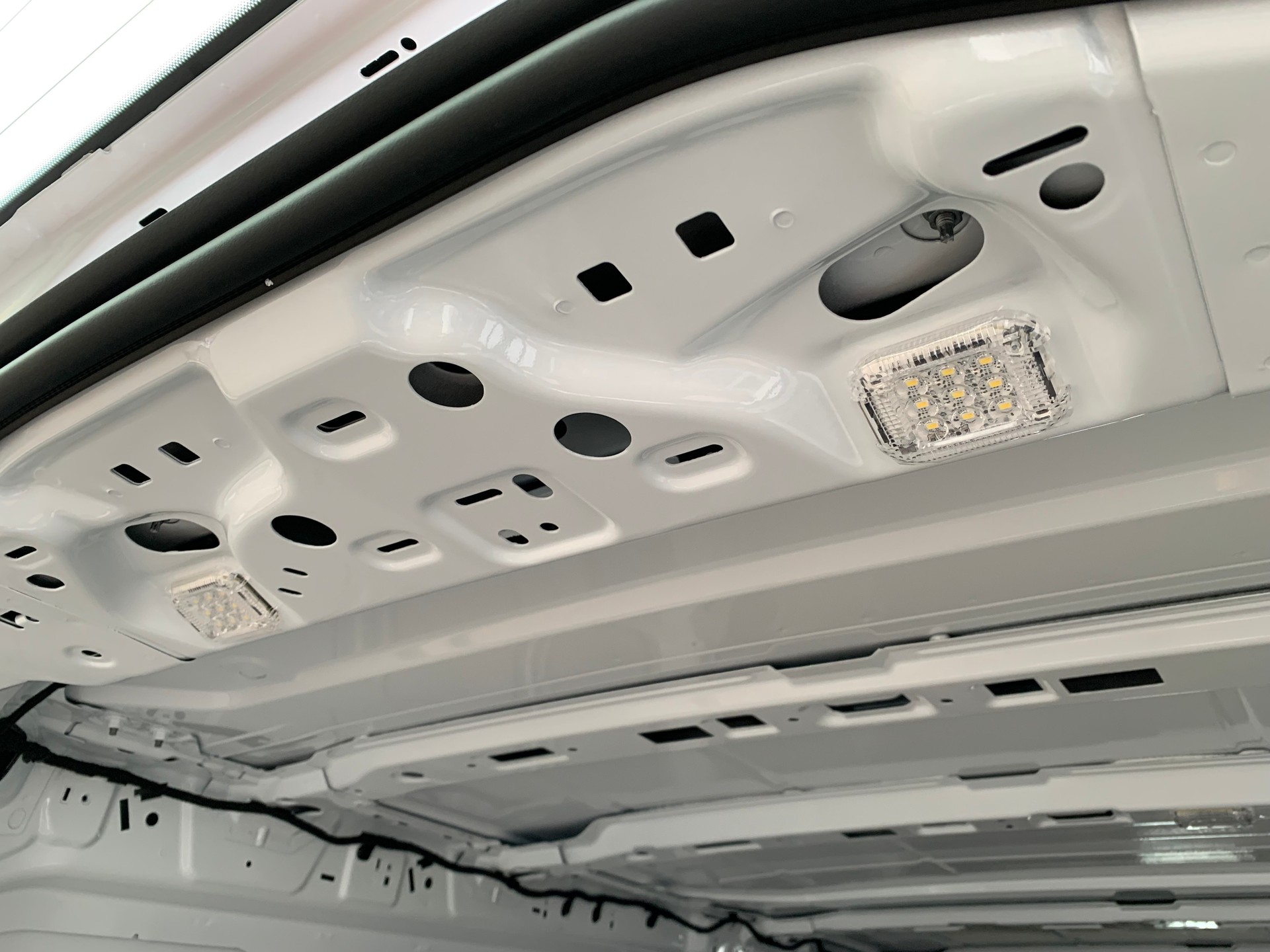 VW Transporter 2.0 TDI Lang Automat-image-15