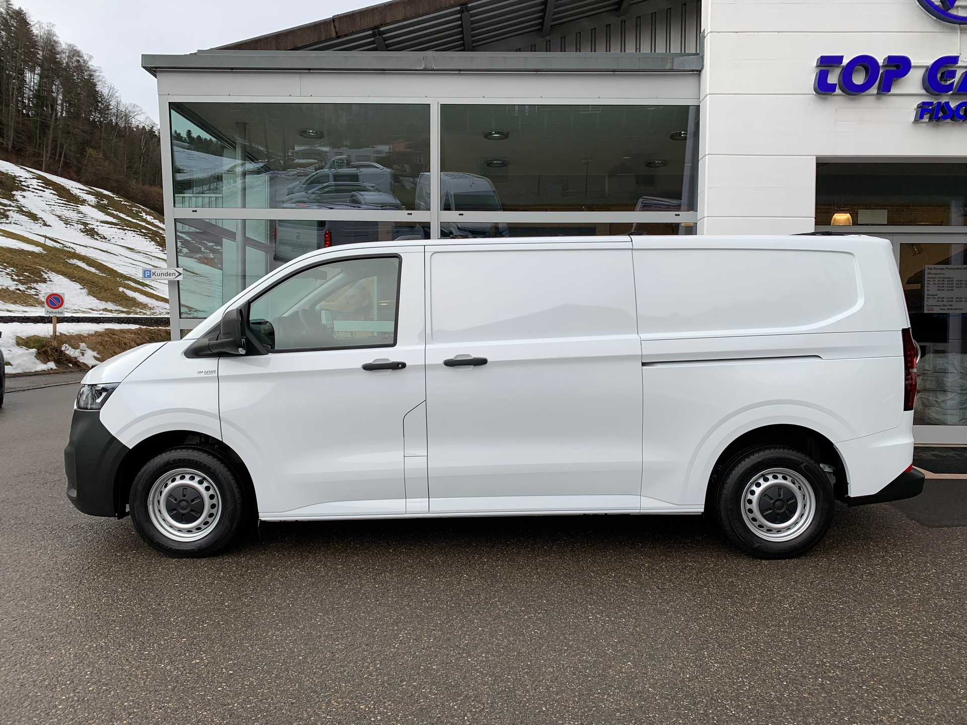 VW Transporter 2.0 TDI Lang Automat-showroom-element-3