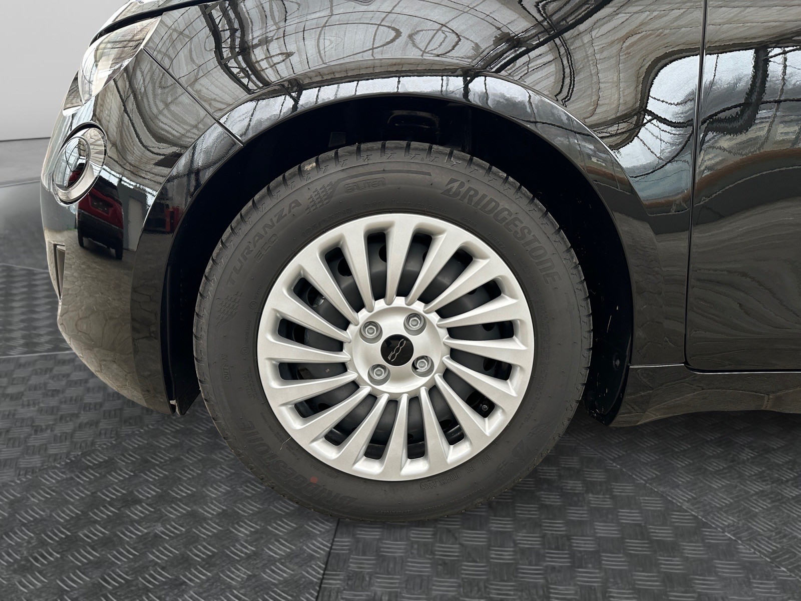 FIAT 500 electric 70 kW Cult-image-9