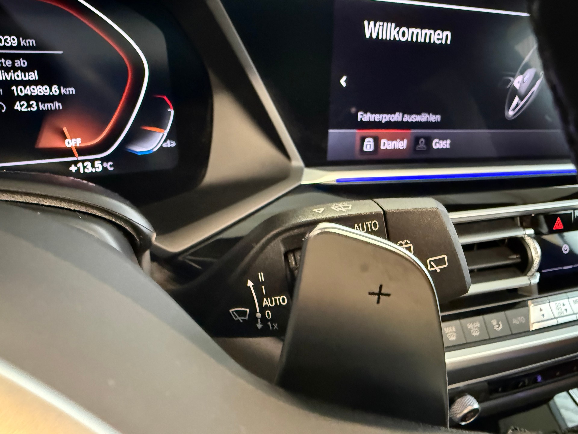 BMW X5 xDrive M50i Steptronic-image-10