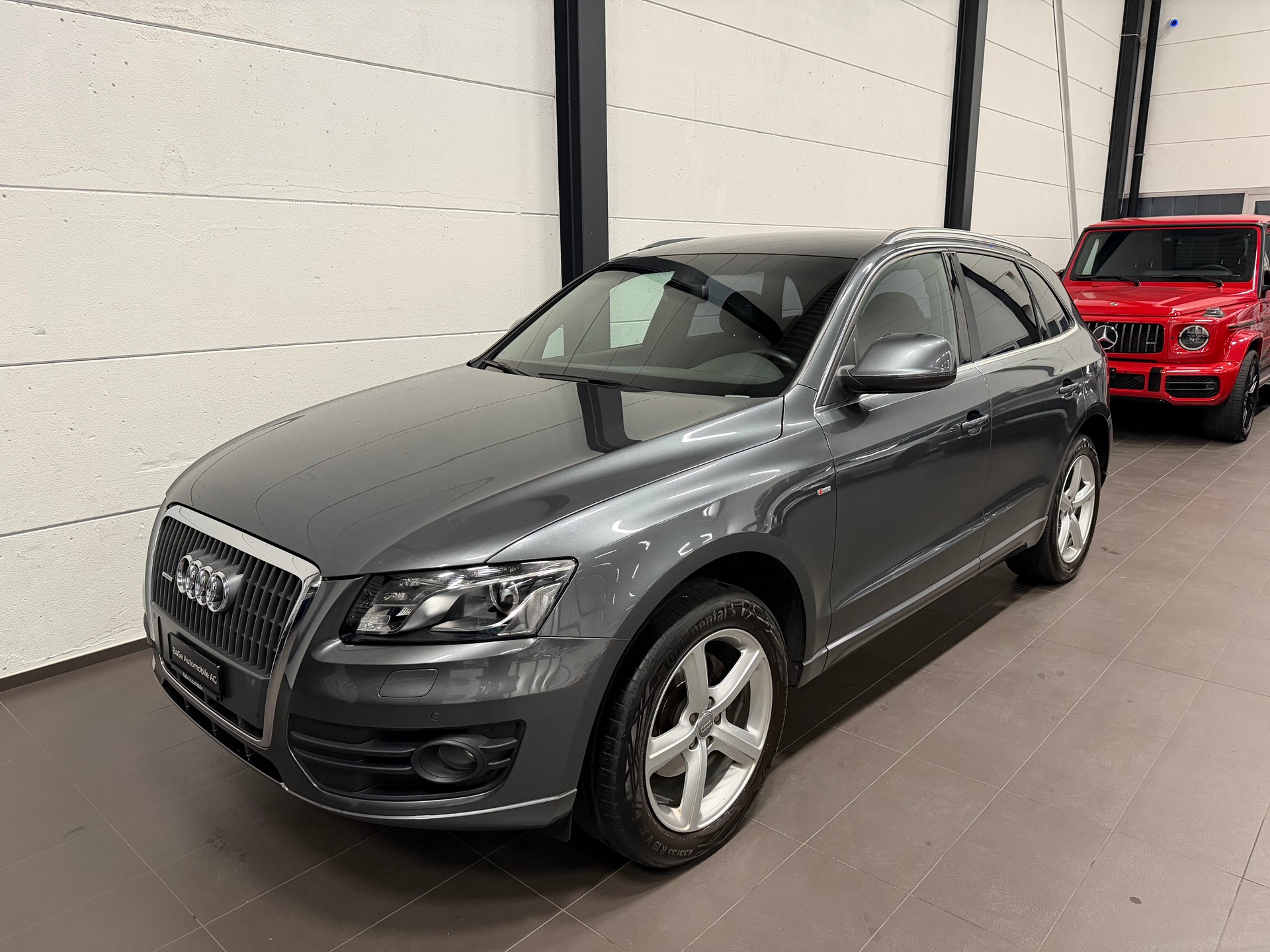 AUDI Q5 2.0 TDI quattro S-tronic S LINE-image-4