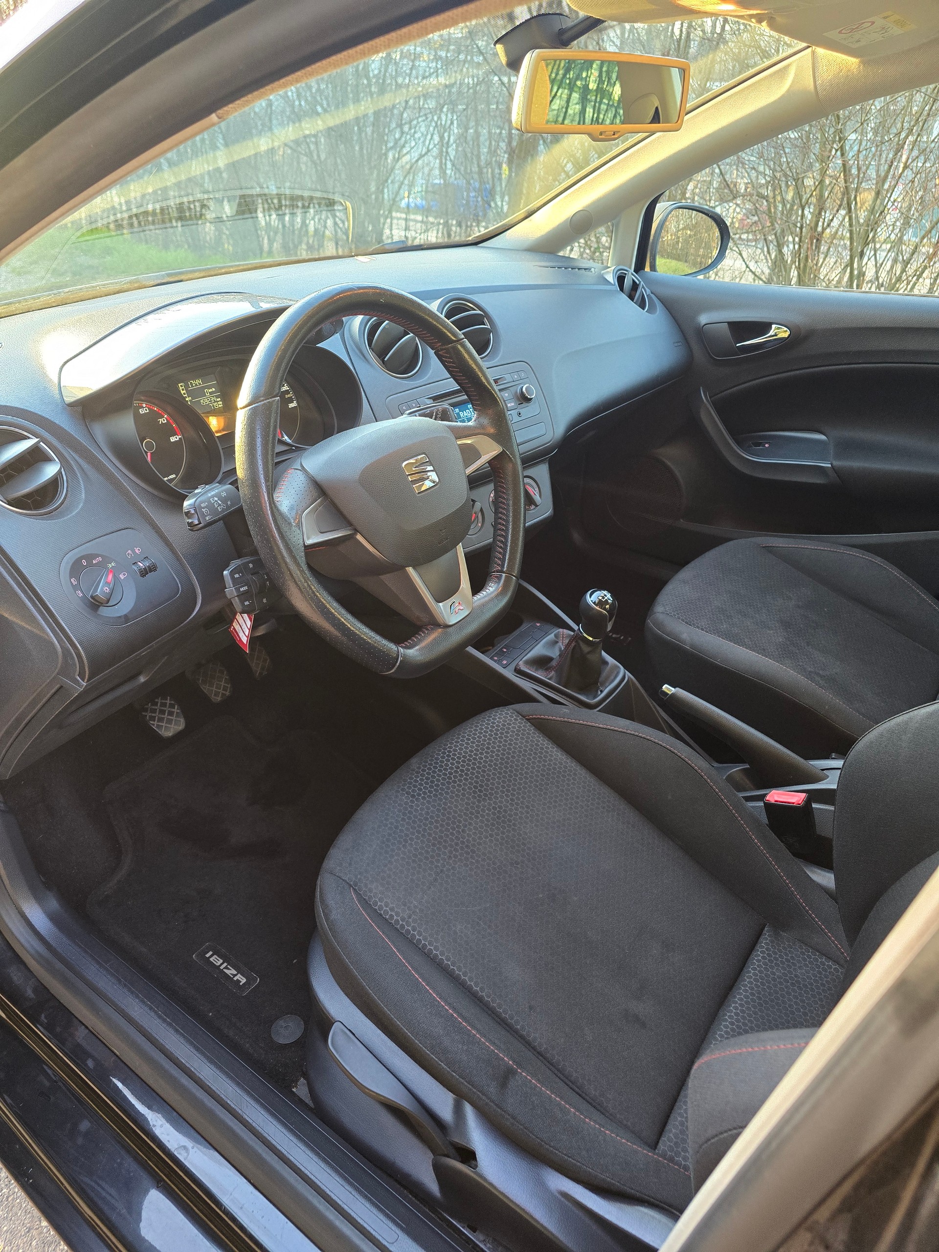 SEAT Ibiza 1.2 TSI FR-image-7