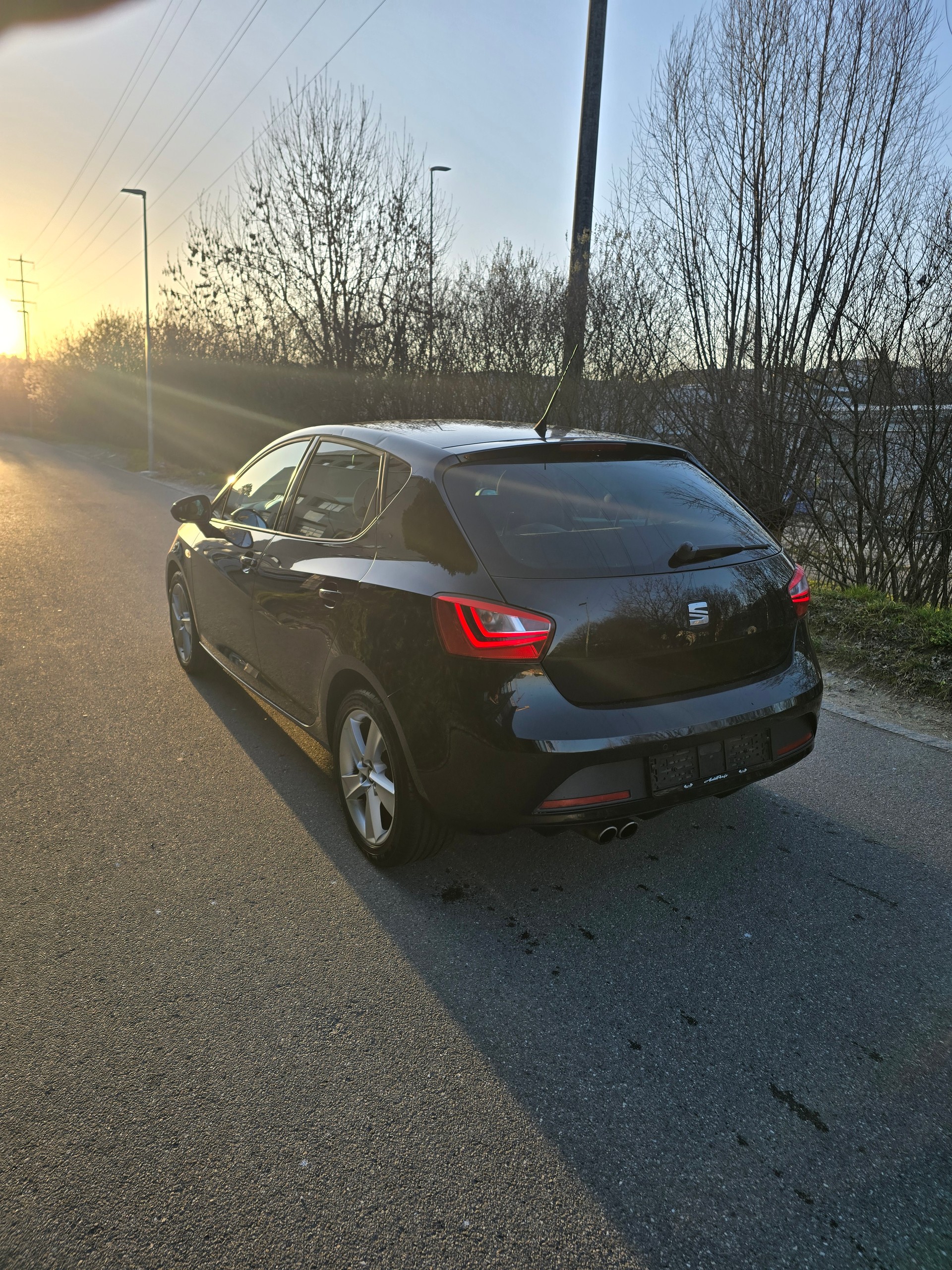 SEAT Ibiza 1.2 TSI FR-image-3
