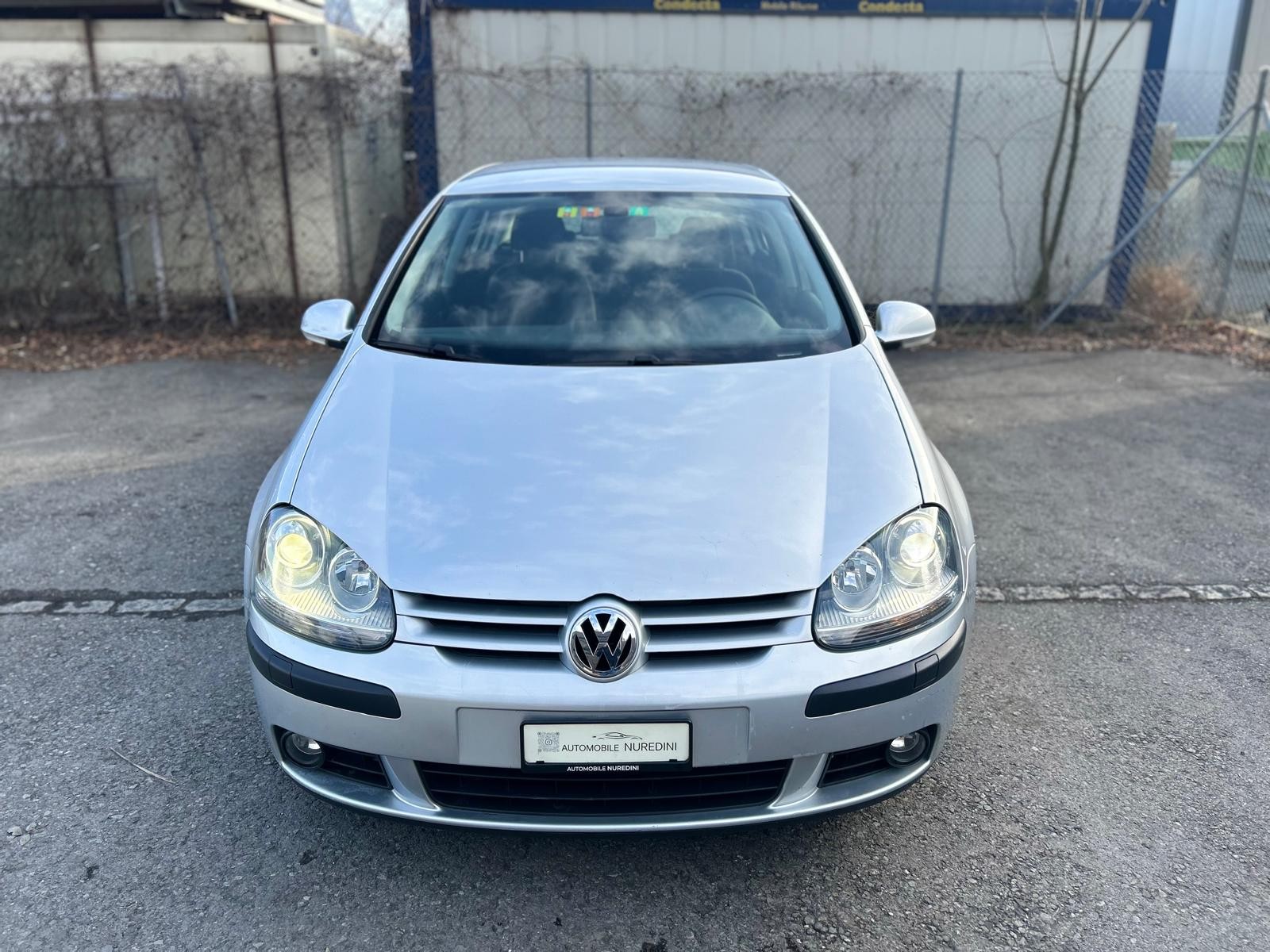 VW Golf 2.0 FSI Comfortline 4Motion-image-4