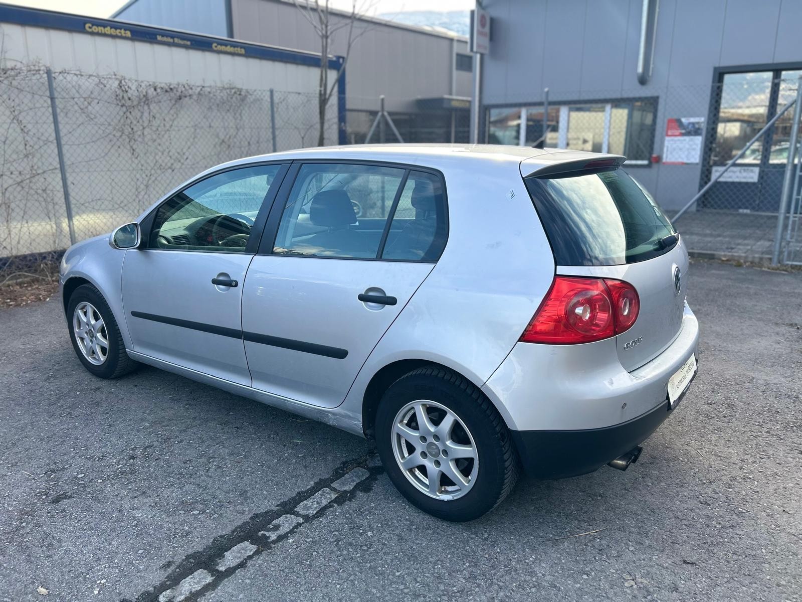 VW Golf 2.0 FSI Comfortline 4Motion-image-3