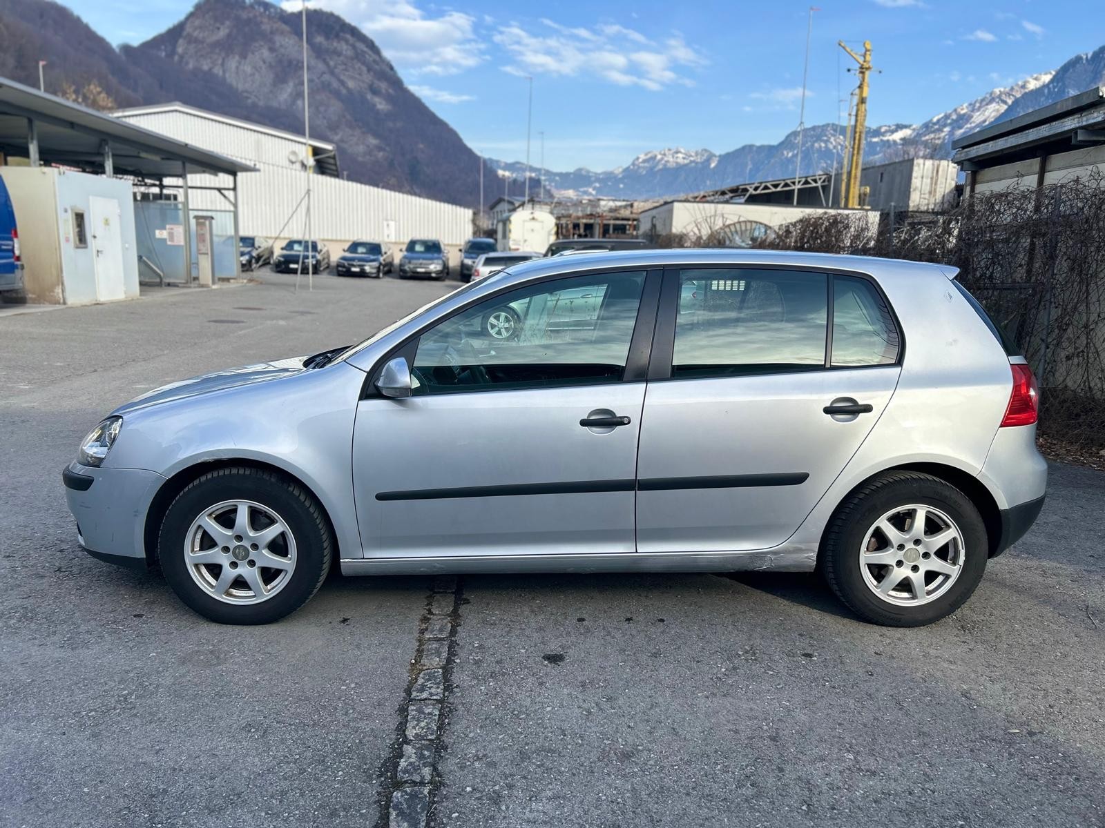 VW Golf 2.0 FSI Comfortline 4Motion-image-6