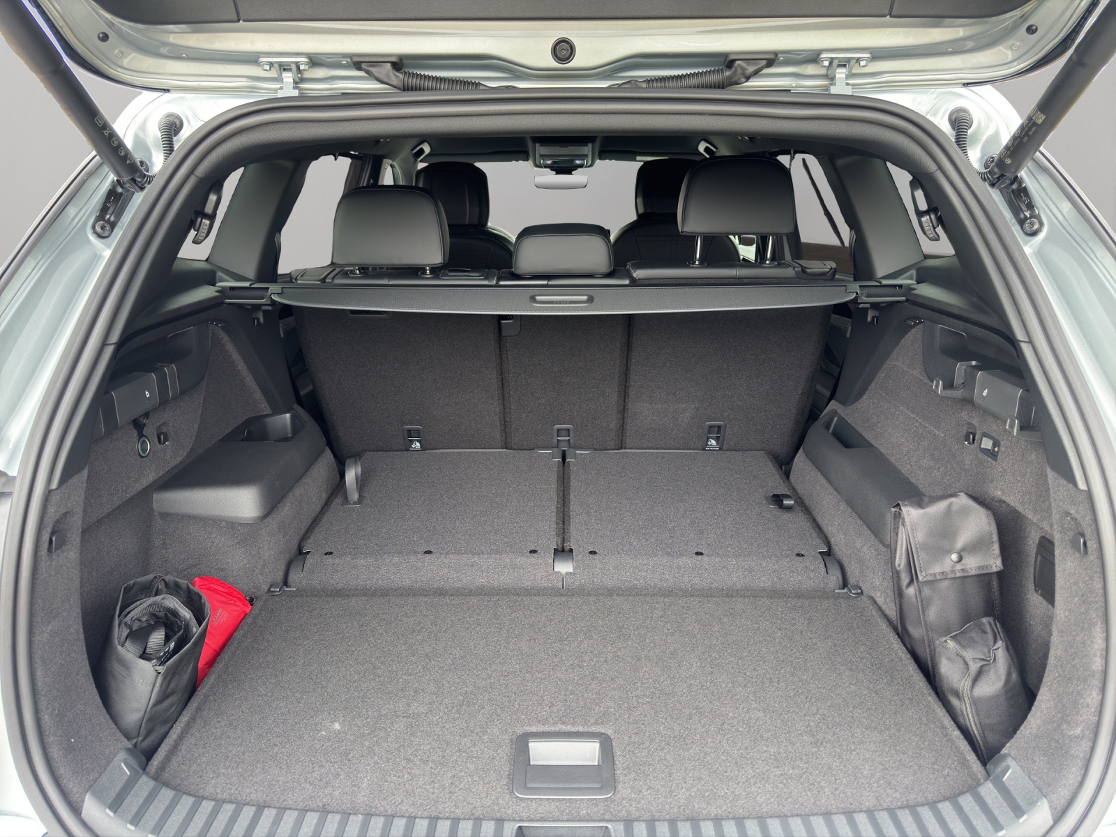 VW Tayron 2.0 TSI R-Line DSG 4Motion-image-5