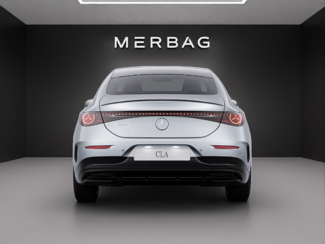 MERCEDES-BENZ CLA 220 8G-DCT 4Matic-image-2