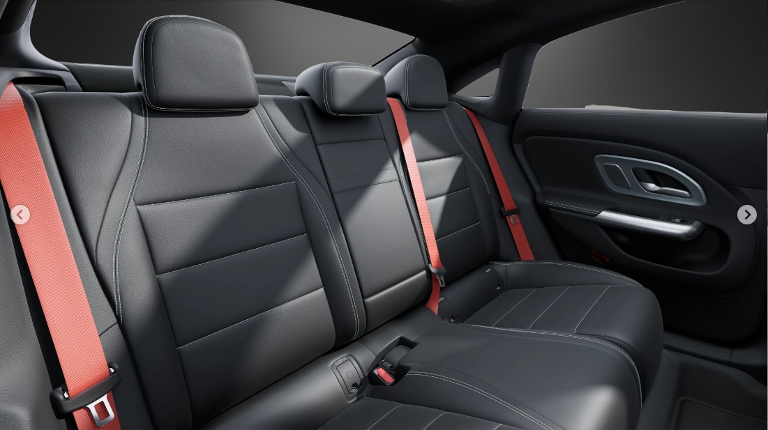 MERCEDES-BENZ CLA 220 8G-DCT 4Matic-image-8