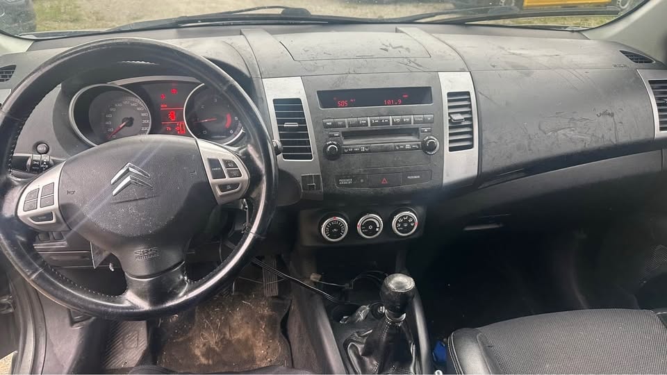 CITROEN C-Crosser 2.2 HDi Exclusive-image-6