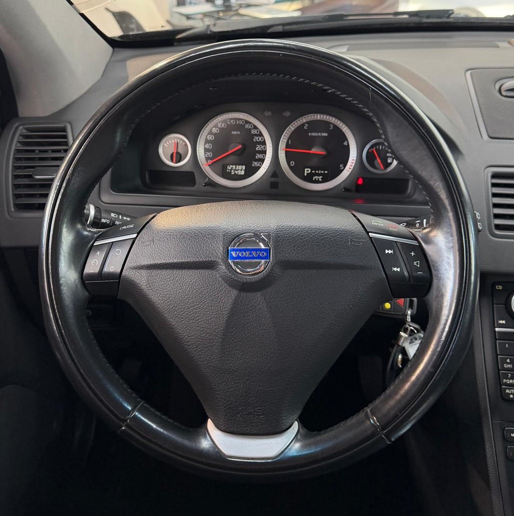 VOLVO XC90 D5 AWD Summum-image-17