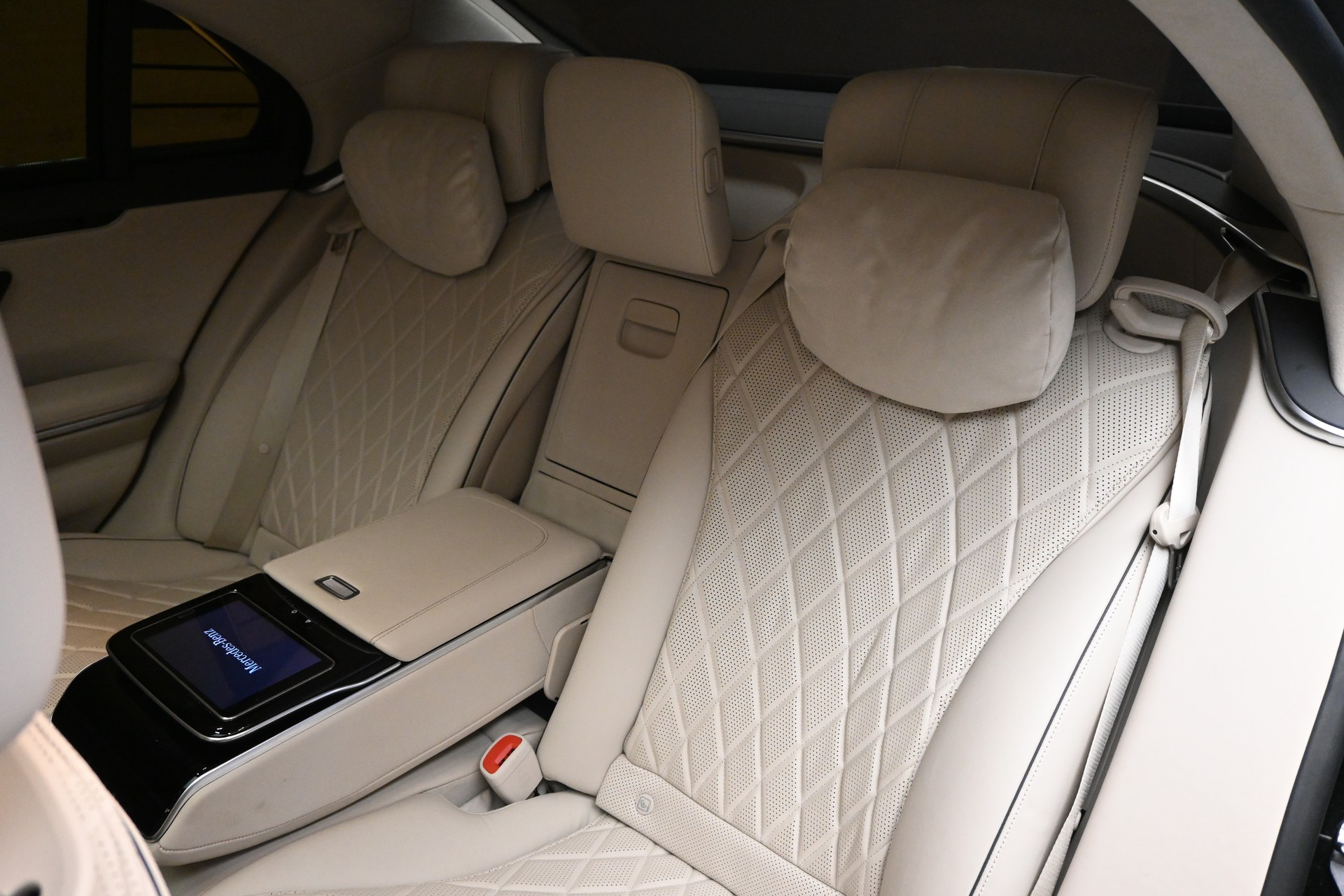 MERCEDES-BENZ S 500 4Matic AMG Line 9G-Tronic-image-4