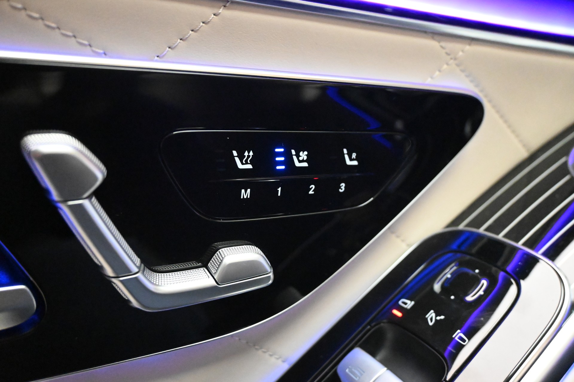 MERCEDES-BENZ S 500 4Matic AMG Line 9G-Tronic-image-11