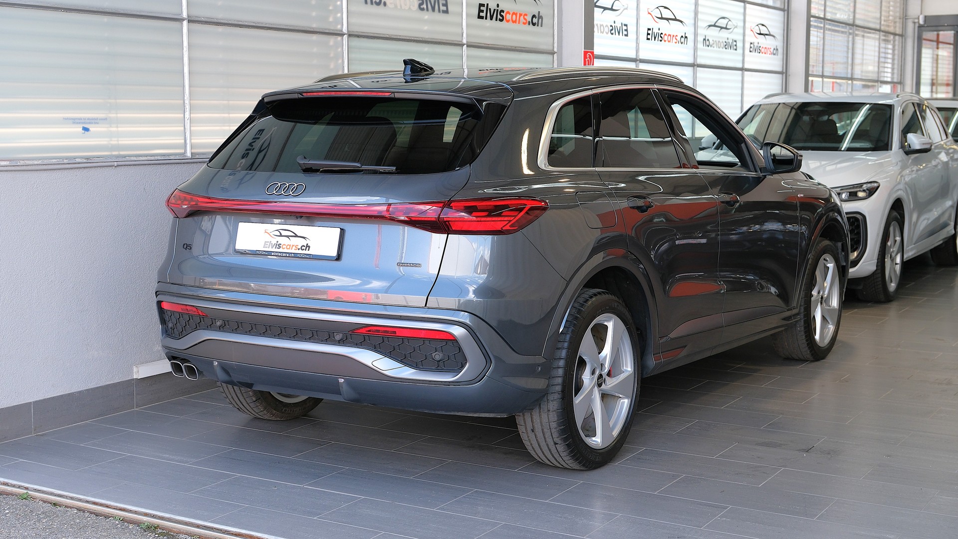 AUDI Q5 TDI quattro S line 150 kW S-tronic-image-26