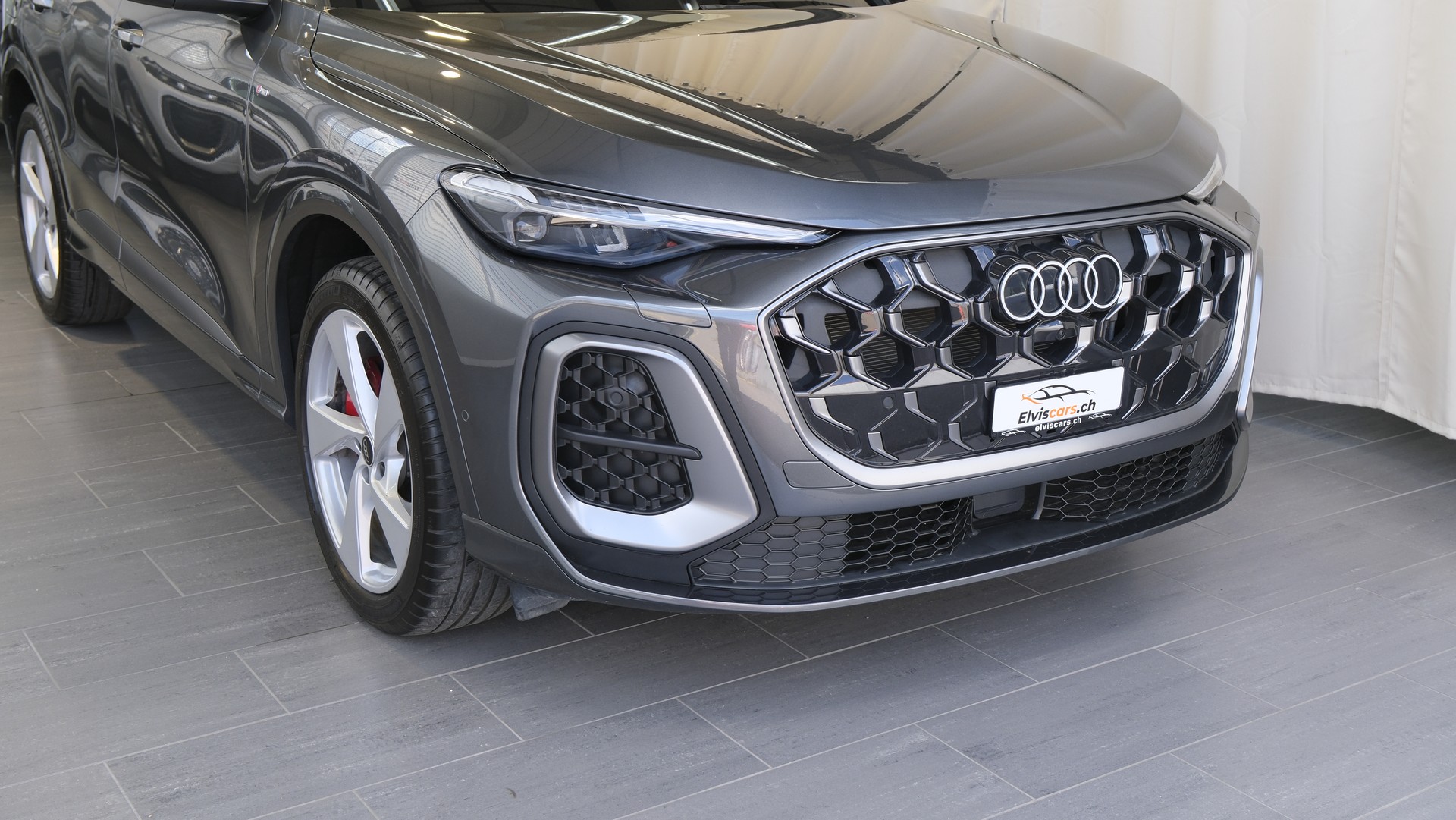 AUDI Q5 TDI quattro S line 150 kW S-tronic-image-31