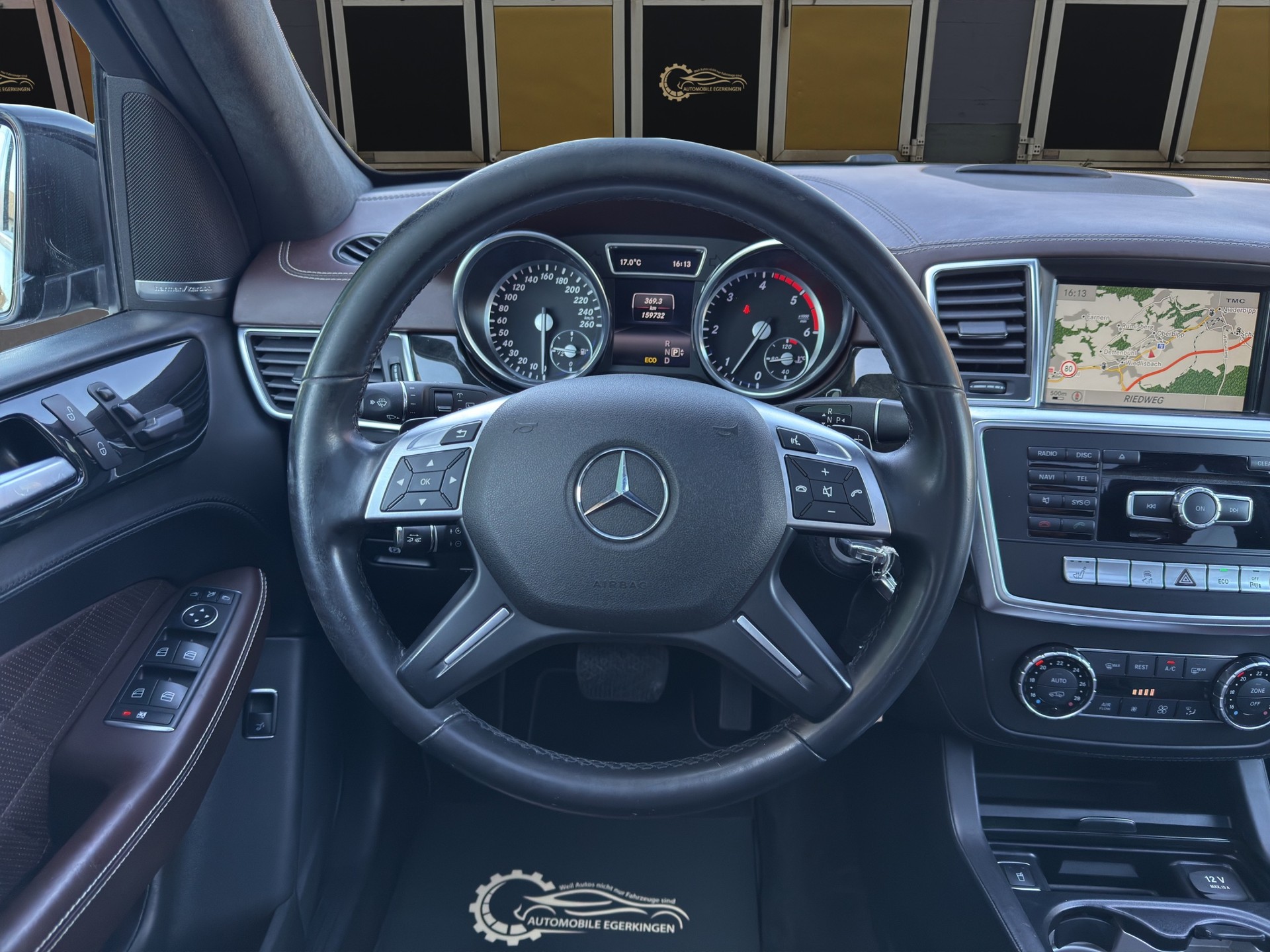 MERCEDES-BENZ ML 350 CDI BlueTec AMG Line-image-11