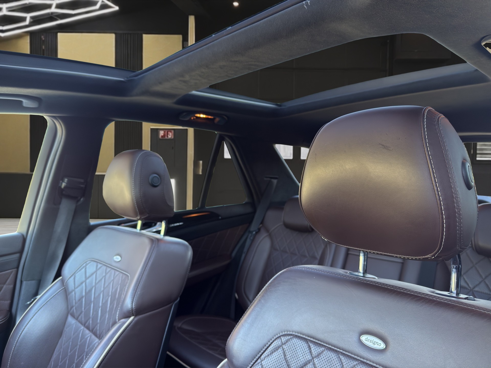 MERCEDES-BENZ ML 350 CDI BlueTec AMG Line-image-12