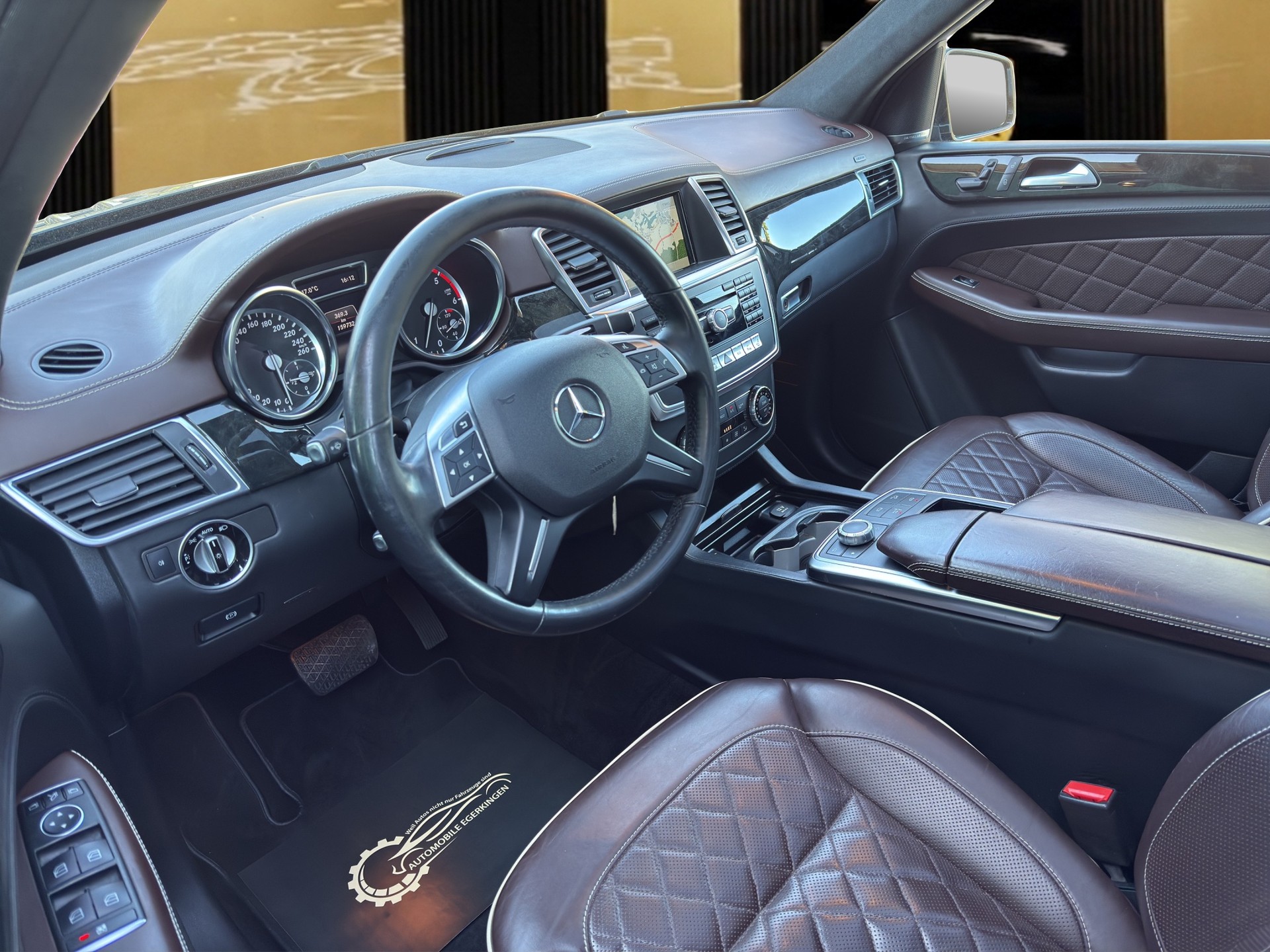MERCEDES-BENZ ML 350 CDI BlueTec AMG Line-image-8