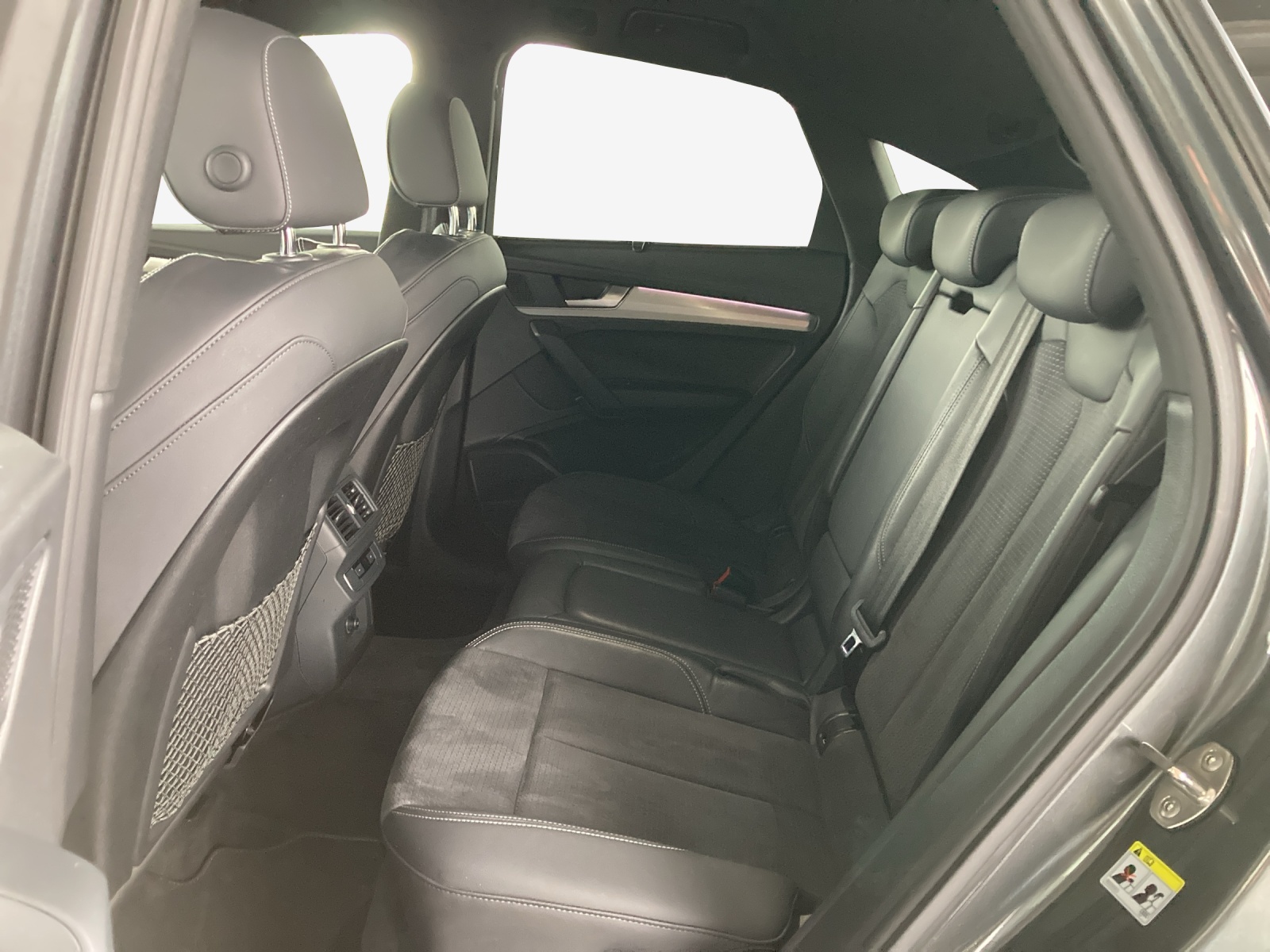 AUDI Q5 Sportback 50 TFSI e PHEV S line quattro S-tronic-image-11