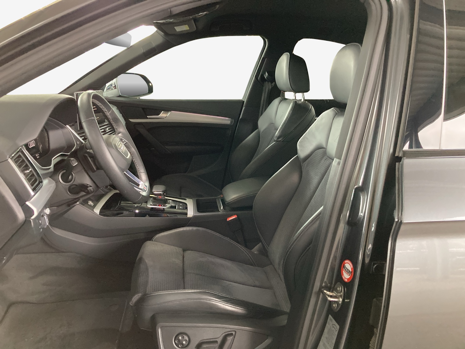AUDI Q5 Sportback 50 TFSI e PHEV S line quattro S-tronic-image-7