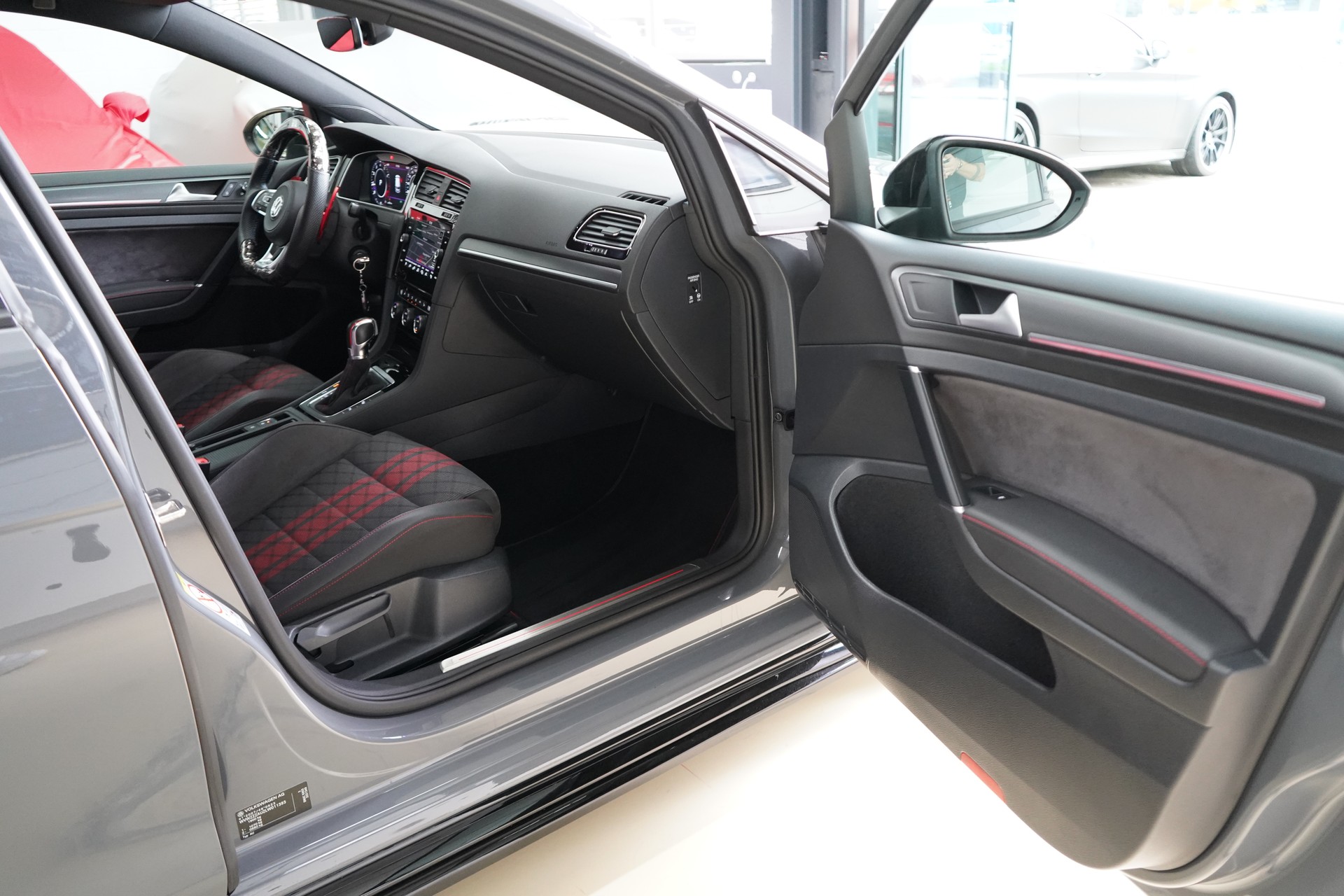 VW Golf 2.0 TSI GTI TCR DSG / HJS * APR * Hurricane* NARDO*-image-24