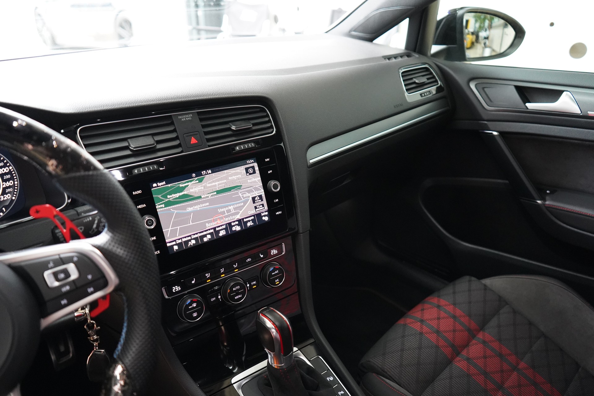 VW Golf 2.0 TSI GTI TCR DSG / HJS * APR * Hurricane* NARDO*-image-18