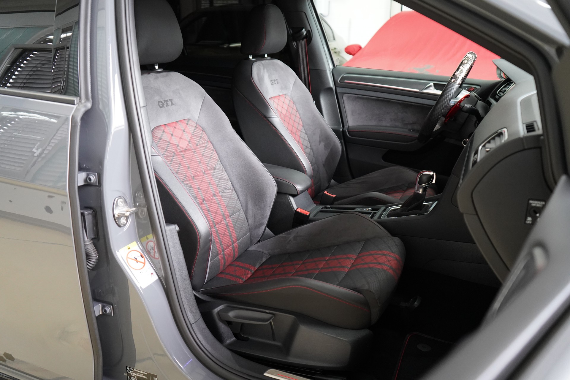 VW Golf 2.0 TSI GTI TCR DSG / HJS * APR * Hurricane* NARDO*-image-30