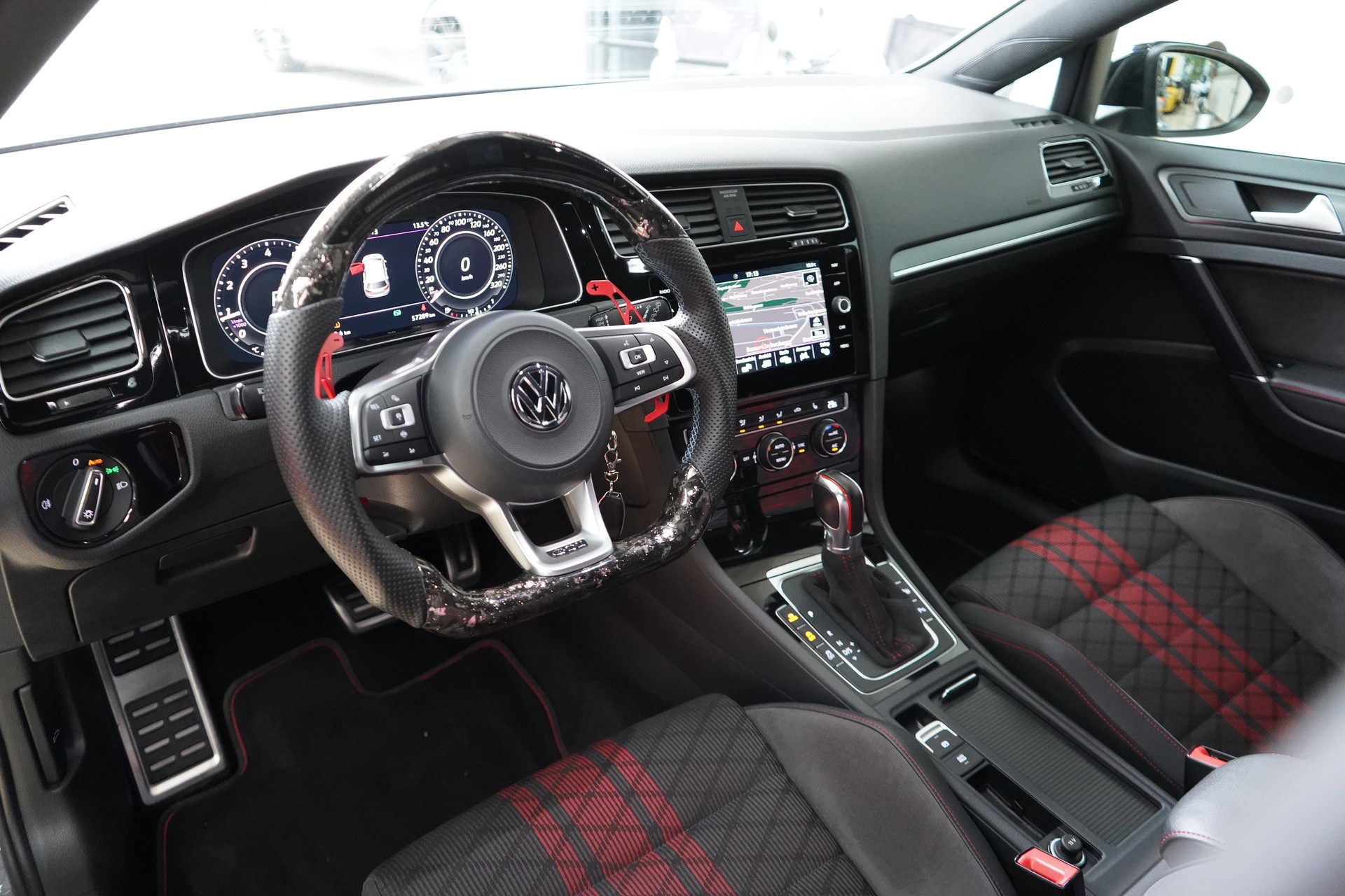 VW Golf 2.0 TSI GTI TCR DSG / HJS * APR * Hurricane* NARDO*-image-16