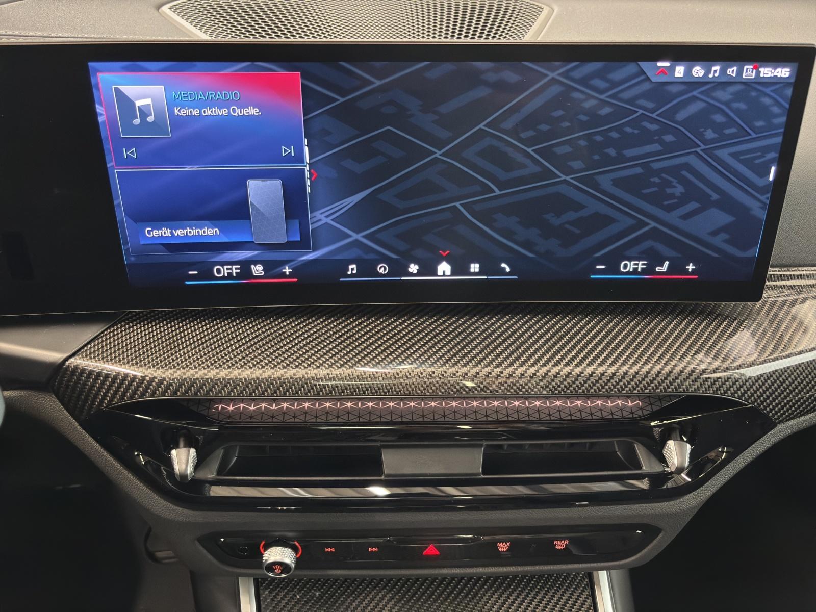 BMW M340i xDrive Touring M Sport Pro-image-12