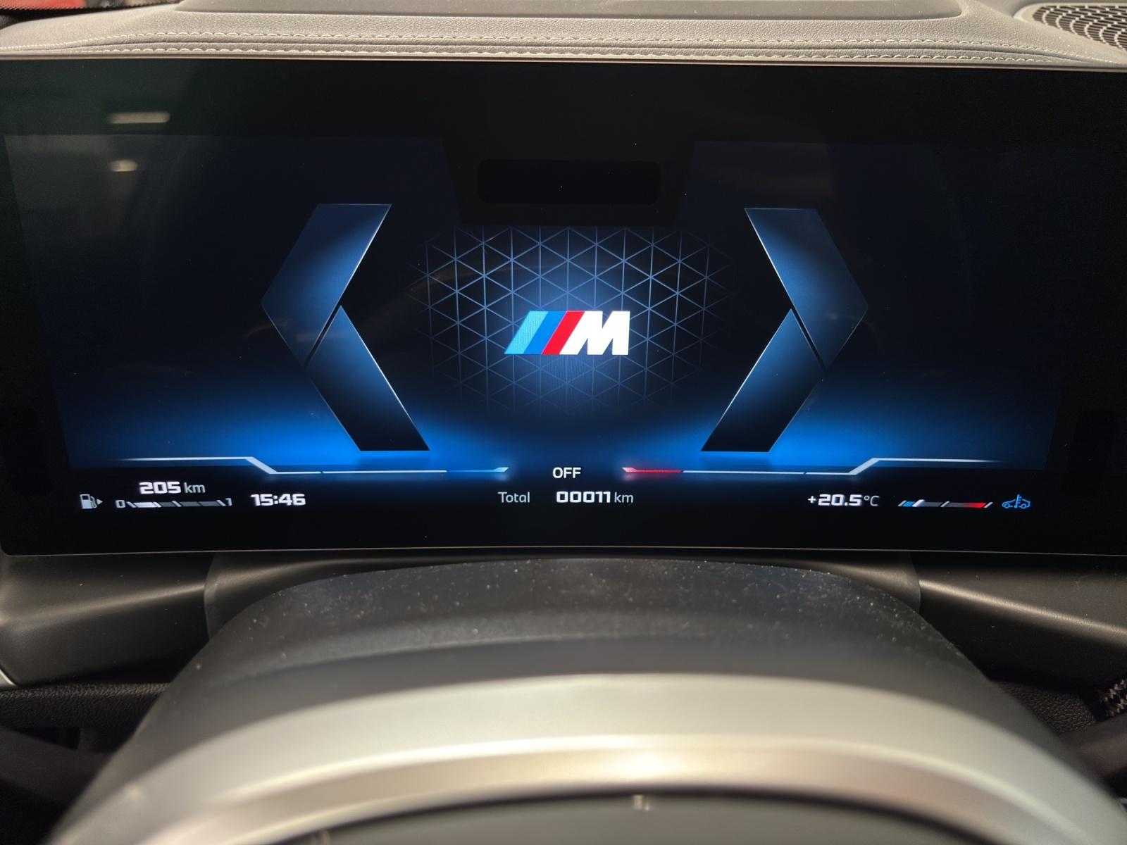 BMW M340i xDrive Touring M Sport Pro-image-11