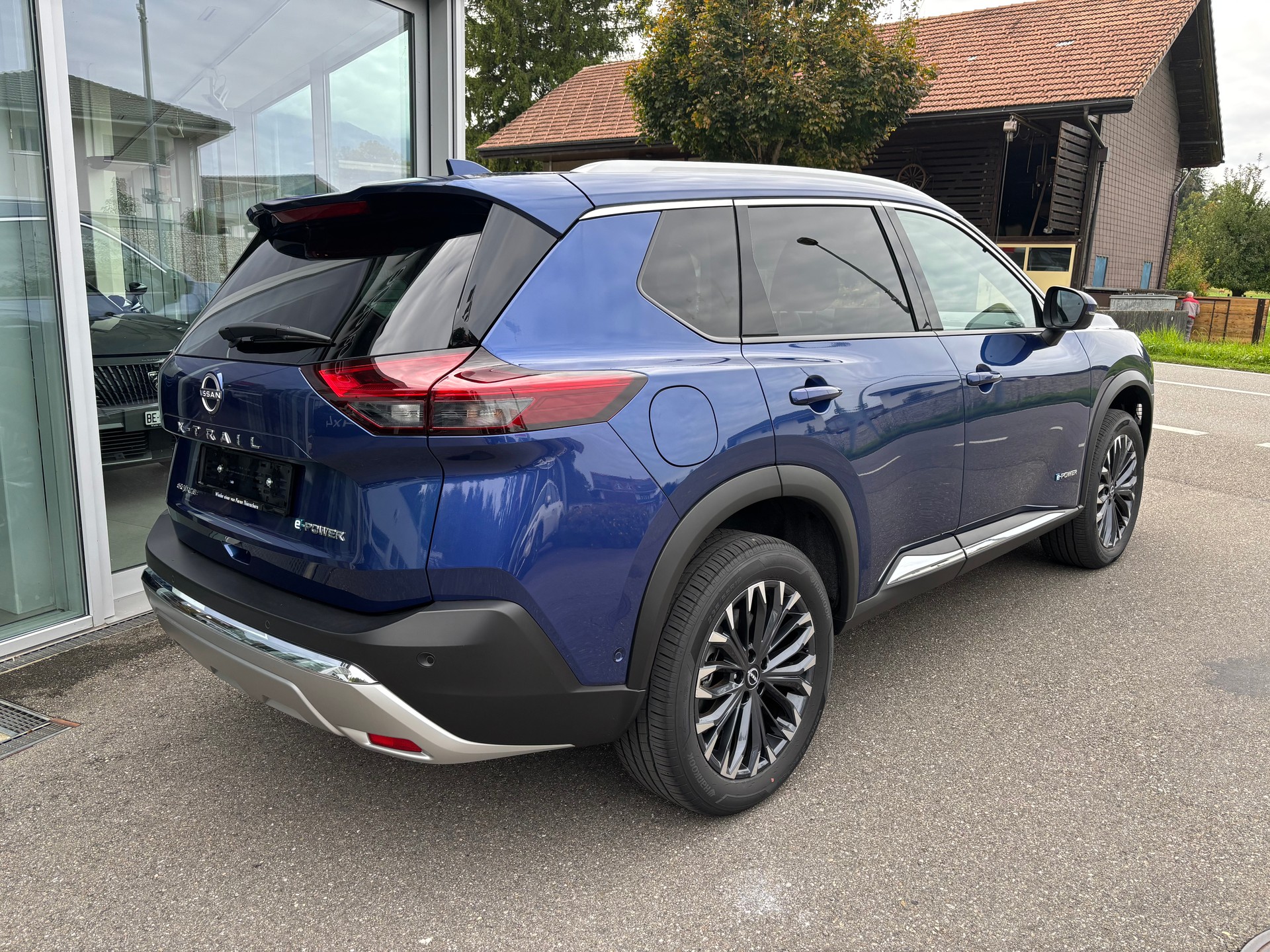 NISSAN X-Trail 1.5e-Pow 4WD Tekna+-image-3