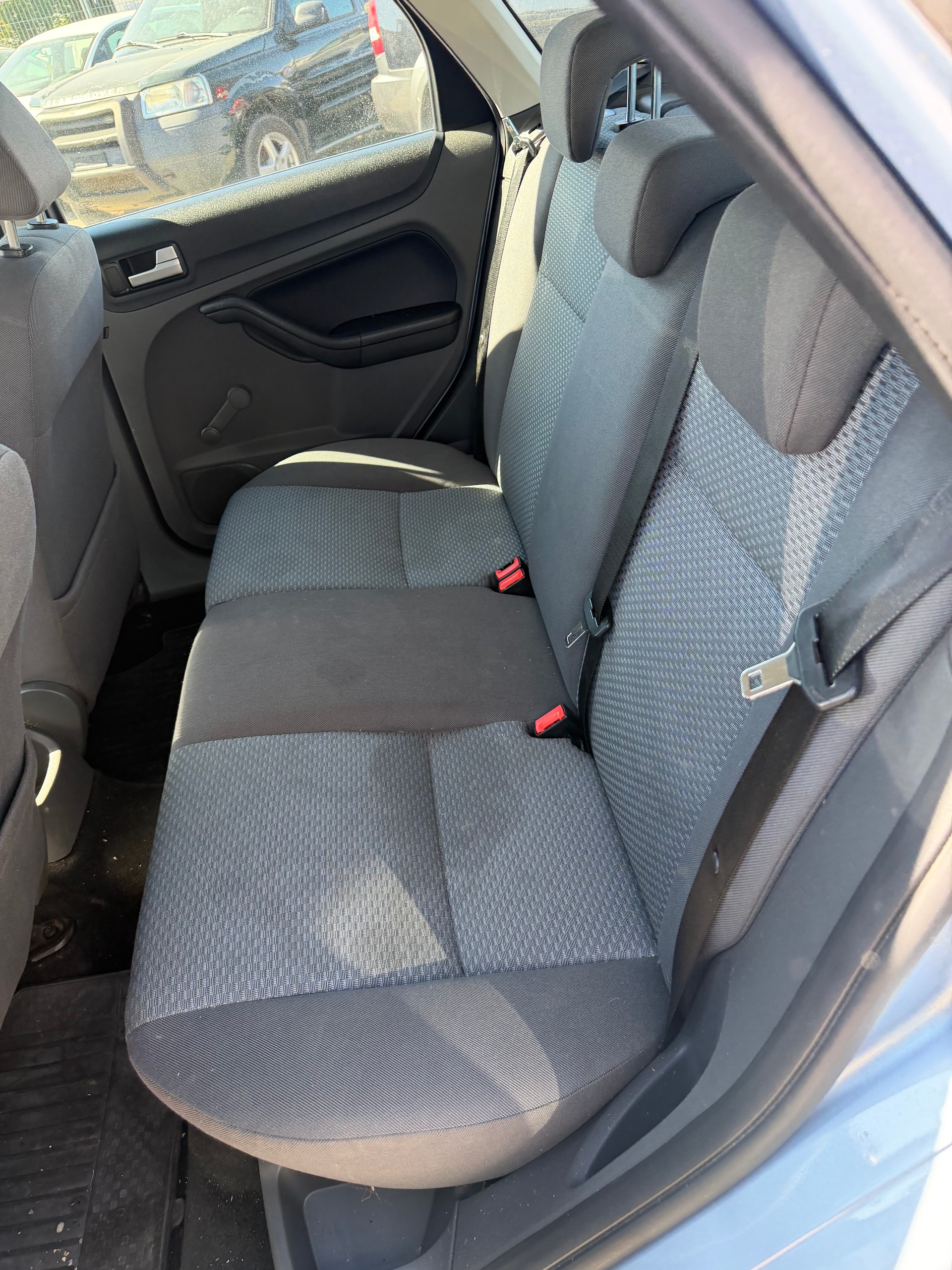 FORD Focus 1.6i VCT Carving-image-5