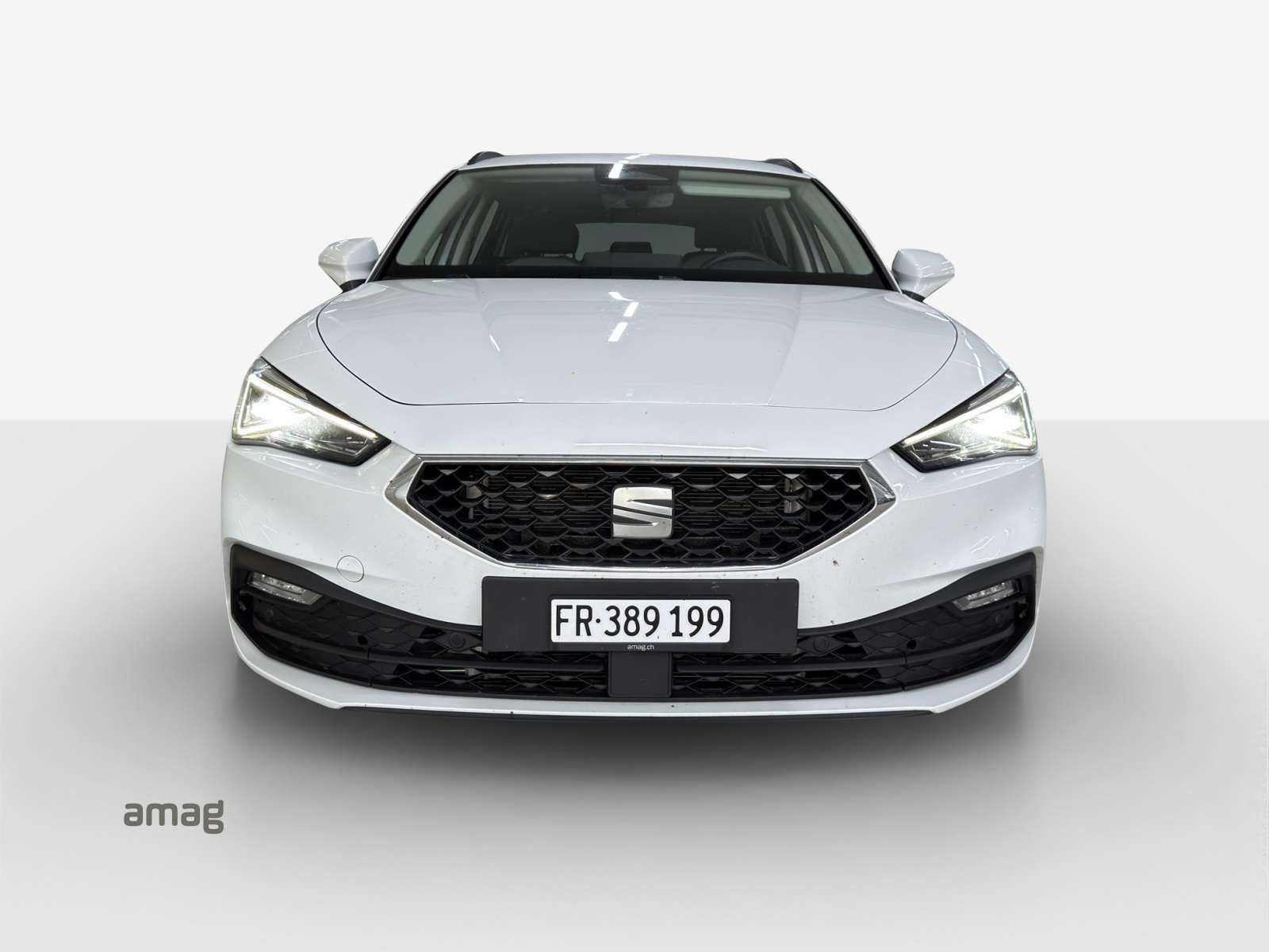 SEAT Leon ST 1.5 eHybrid pHEV DSG Business Edition-image-6