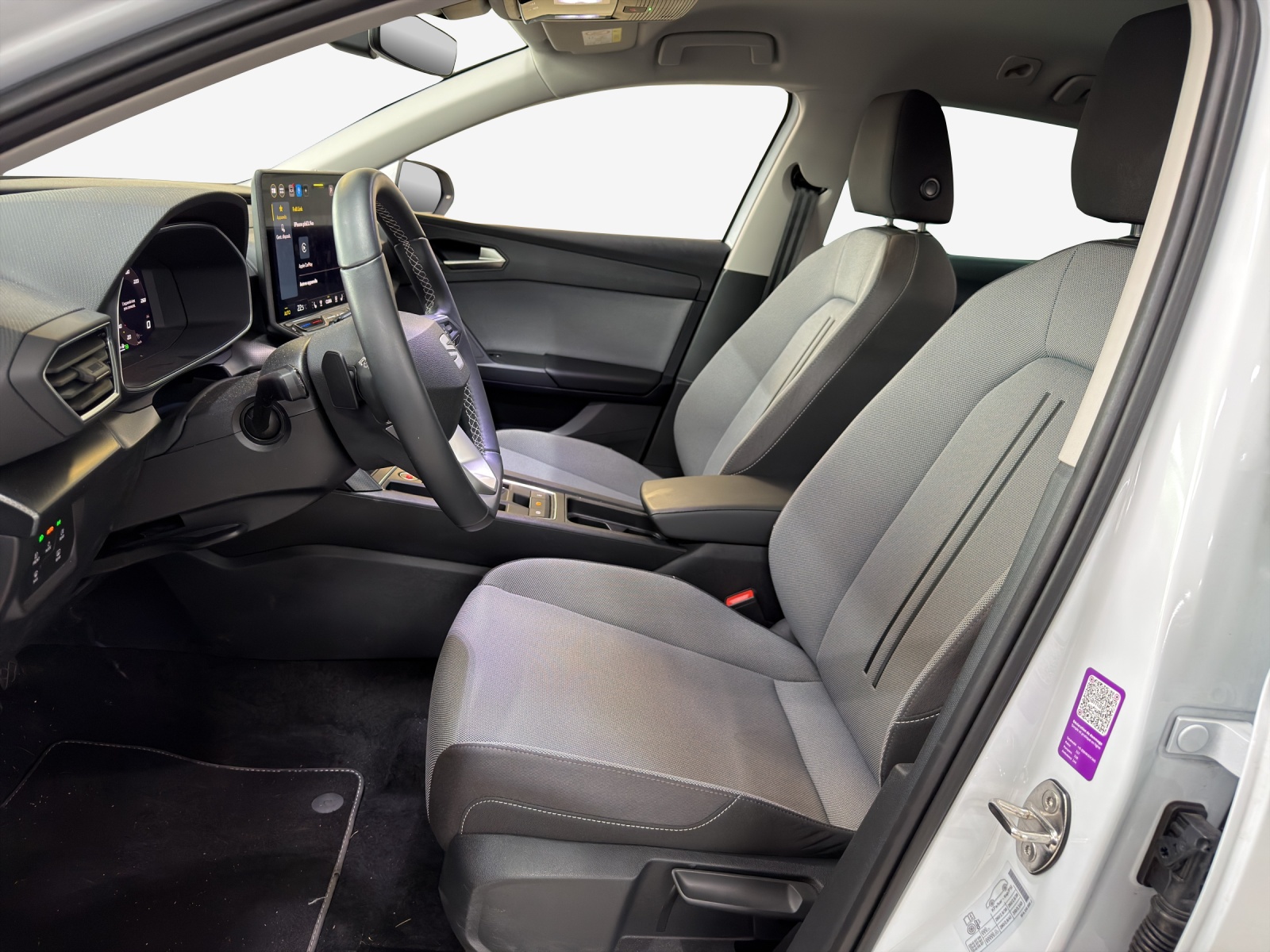 SEAT Leon ST 1.5 eHybrid pHEV DSG Business Edition-image-7